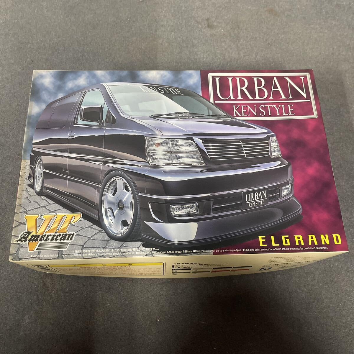 Amazon.co.jp: アオシマ 1/24 ケンスタイル アーバン エルグランド
