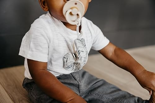 Miniatura 6 de Copper Pearl Clip para chupete, paquete de 3 clips de punto premium para bebés niñas y niños - Elegante clip de soporte para chupete de acero