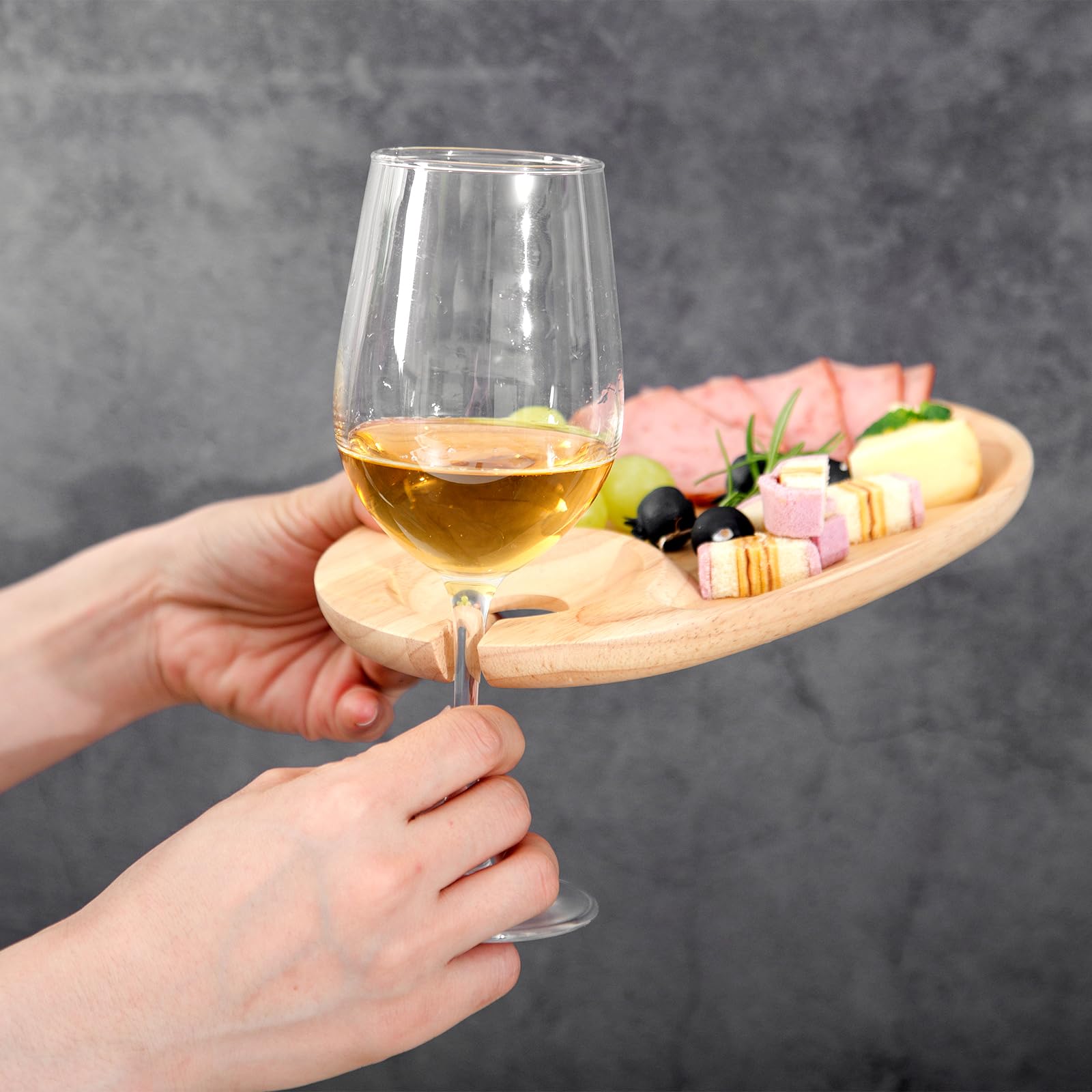 GinSent Set di 4 piatti in legno per antipasti, cocktail e antipasti con supporto per calici da vino, piccoli formaggi per feste di vino, feste di inaugurazione della casa, feste di compleanno (legno