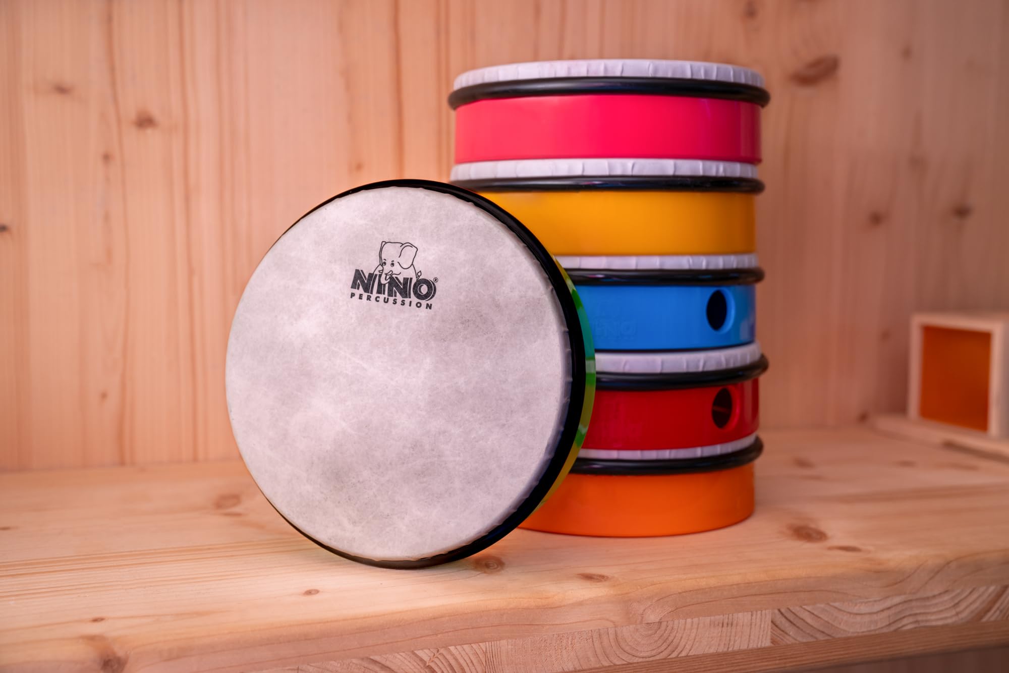 Nino Percussion Hand Drum Set, Mehrfarbig (NINOSET45) | Musikinstrument für Kinder ab 3 Jahren, 6-teilig, Durchmesser 8 Zoll, Kunststoff