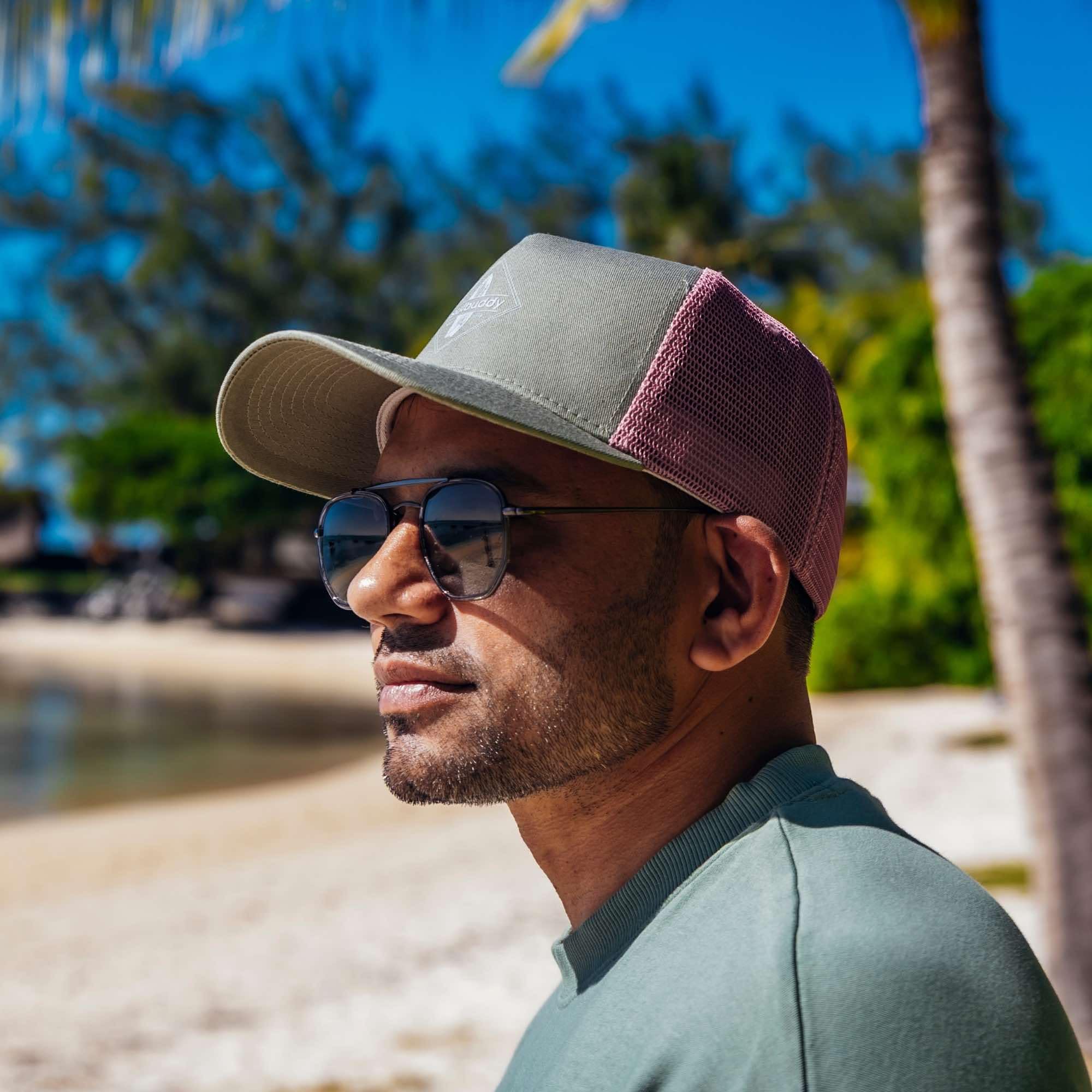 Soulbuddy Trucker Cap Herren & Damen – Basecap mit Mesh, verstellbar Snapback – Bequeme Baseball Cap für sonnige Tage – Geschenk für Papa & Väter – One Size