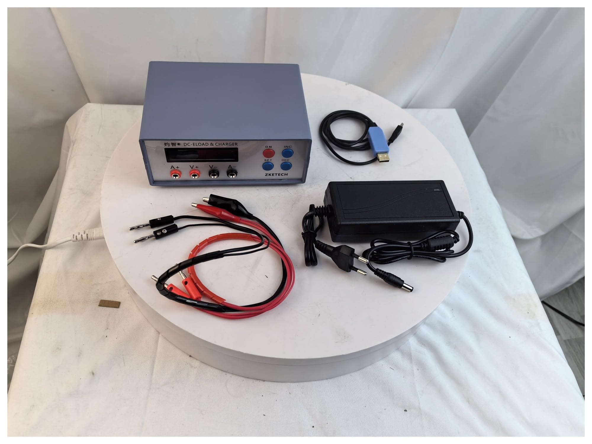 Tester pojemności akumulatora EBC-A01 0,001-1,000 A rozładowania litowo-kwasowego 12 V 2 A 30 Do użytku DIY