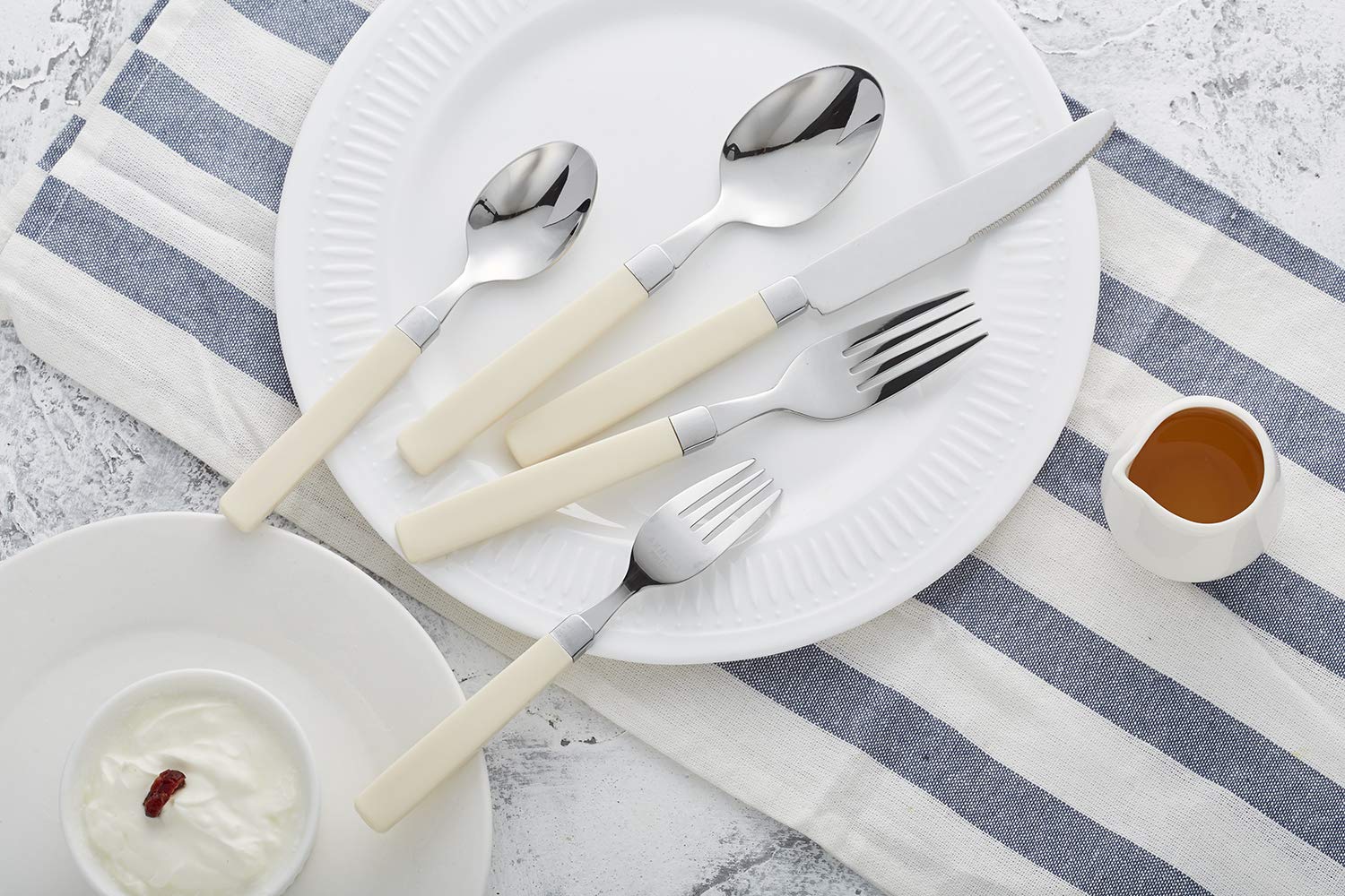 Ensemble de couverts en acier inoxydable ANNOVA - Poignées de couleur - Fourchettes à dîner, fourchettes à salade, couteaux de table, cuillères à soupe, cuillères à thé (cream, 20pieces)