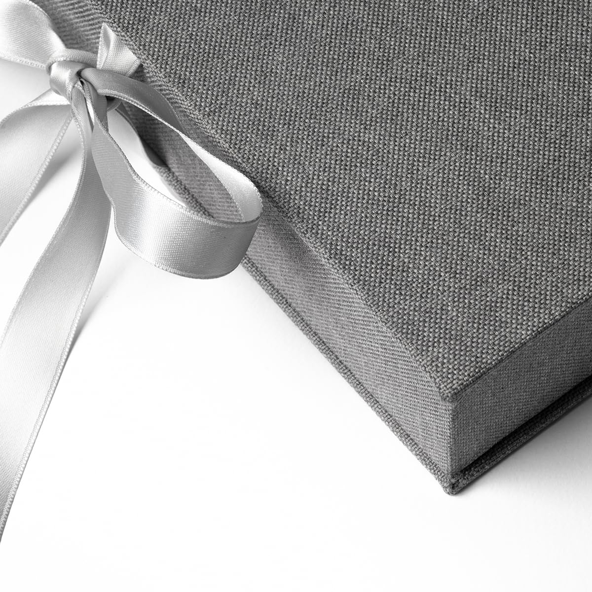 Álbum de fotos de 20 x 15 cm con funda de tela gris, 25 x 20 cm, caja con álbum