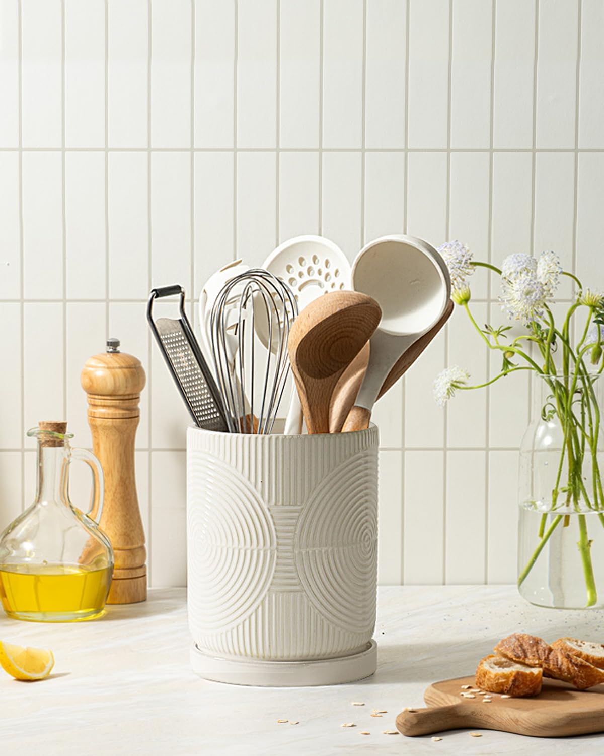 Utensil Holder, 7.2" Kitchen Utensil Holder for Counter, 2-in-1 Ceramic Cooking Utensils Holders with Spoon Rest, Utensil Crock for Spatula, Ideal Housewarming Gift (Beige)