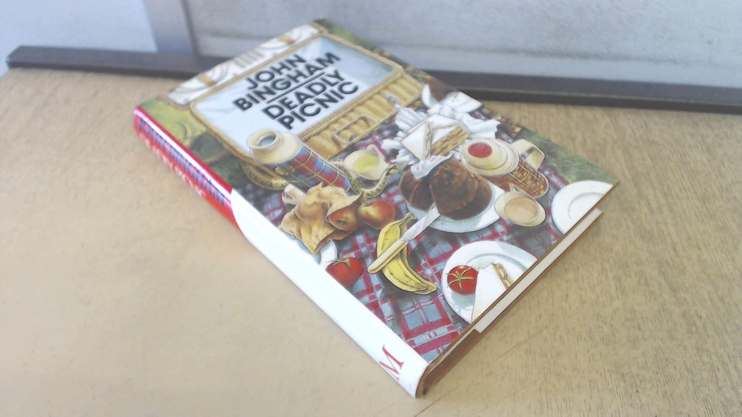 Deadly picnic BINGHAM, John 9780333284872 Books