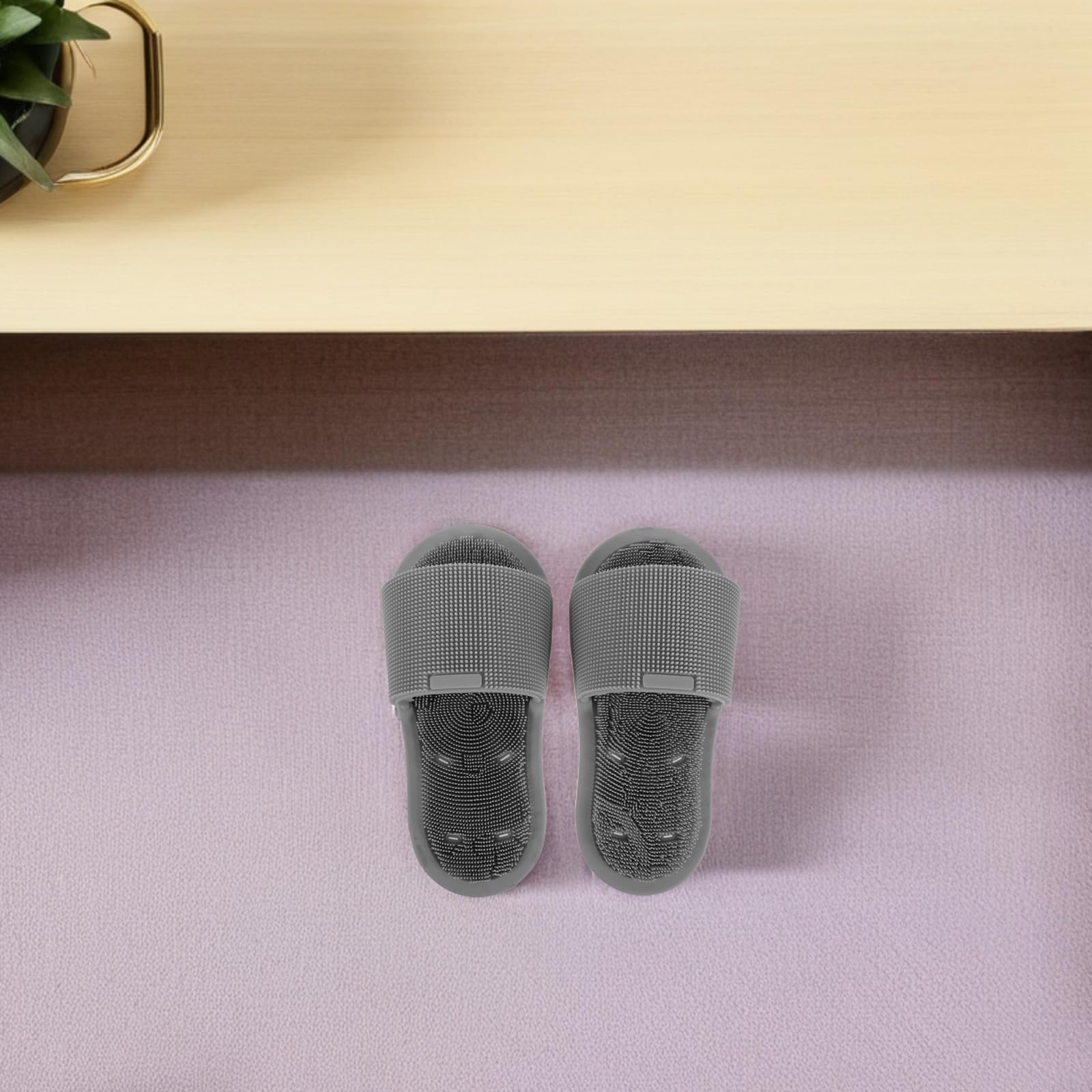OUNONA Spazzola per Piedi da Doccia in Silicone Morbido Antiscivolo con Setole Massaggianti Esfolianti, Pantofole la Pulizia dei Piedi con Ventosa, per Bagno, Spa e Viaggi (2 Pezzi,