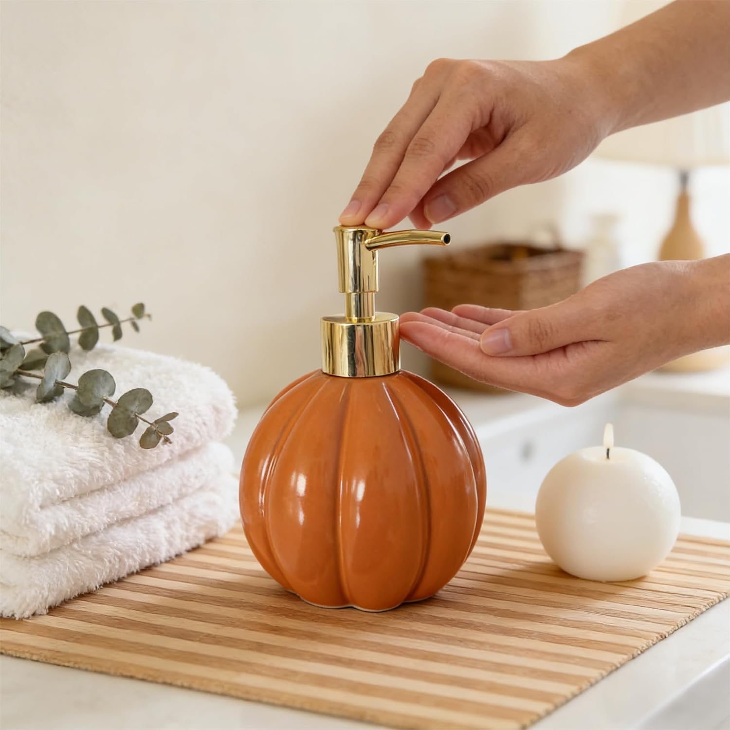 Fruit Vegetable Shaped Ceramic Pumpkin Soap Dispenser with Plastic Pump,Refillable Lotion Soap Bottles,for Kitchen Bathroom Home Decoration (Orange)