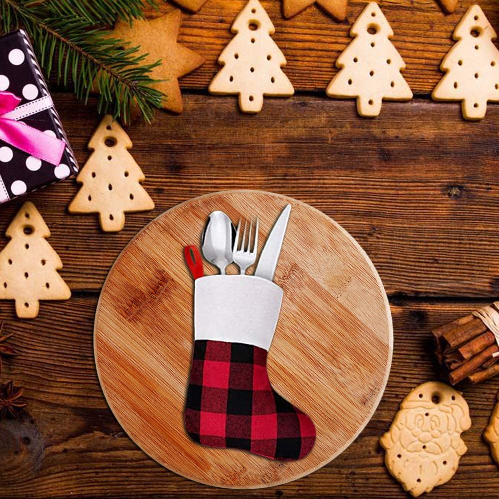 24 confezioni mini calze natalizie, 7 pollici plaid di bufalo con polsino di peluche calze piccole, decorazioni per calze a quadri nere rosse classiche di Natale per tutta la famiglia