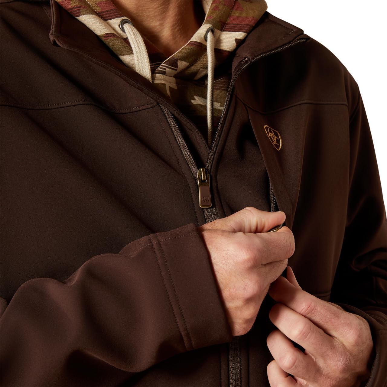 ARIAT mens Vernon Softshell Jacket - Image 6
