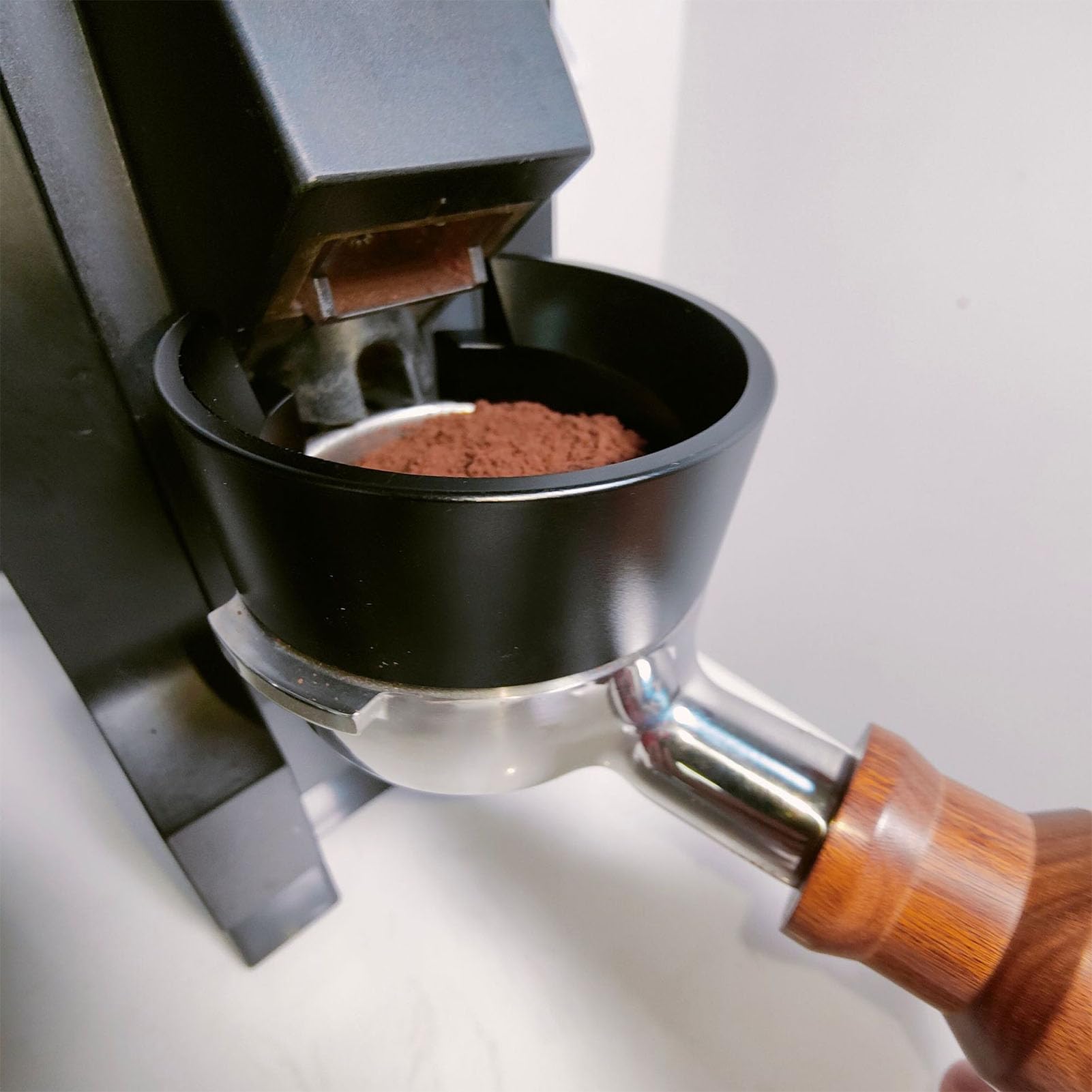 Soporte para portafiltro, portafiltro de café con embudo dosificador, soporte de aleación de aluminio variable de 58 mm para baristas domésticos y uso en la oficina, preparación de café sin esfuerzo