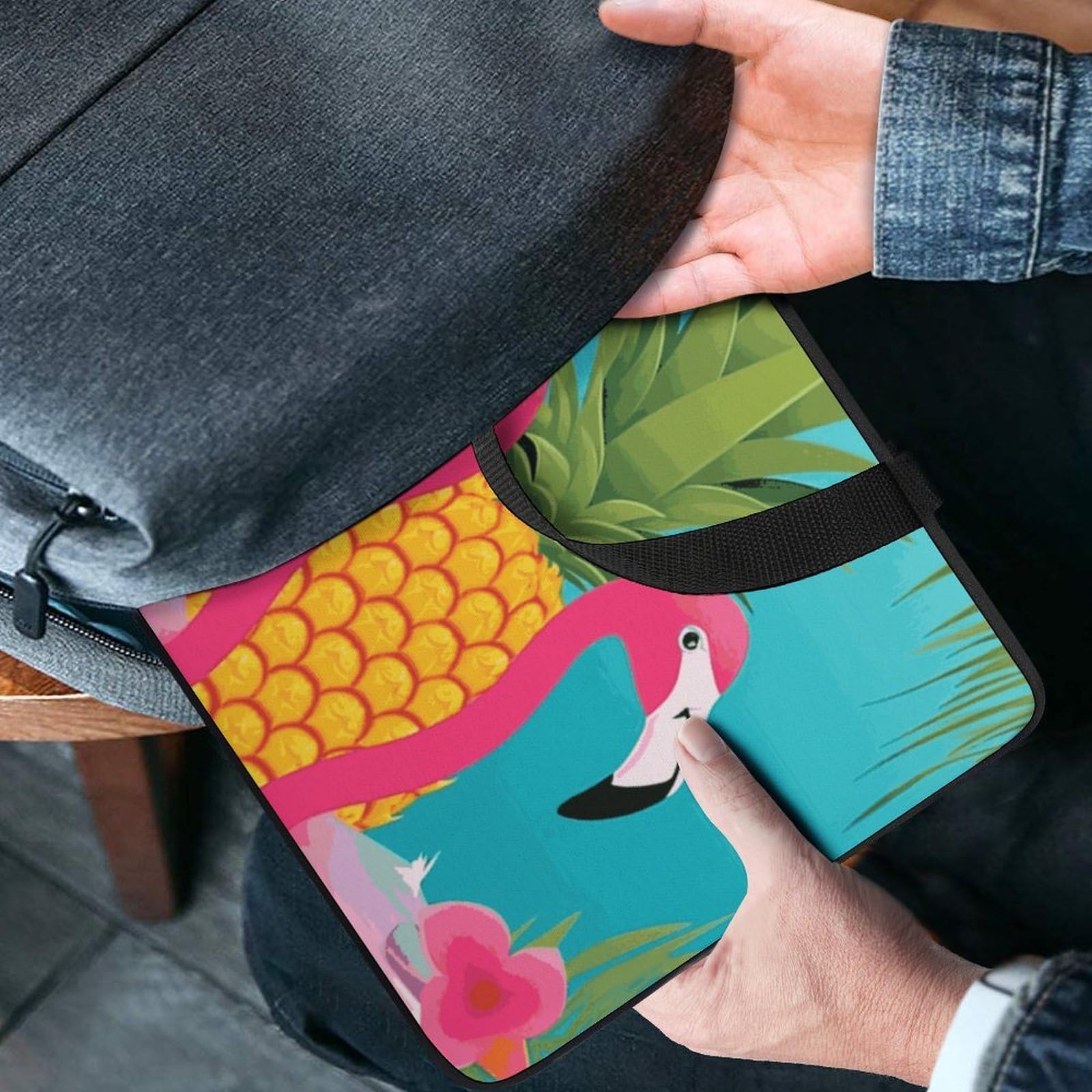 Custodia per computer portatile ultra sottile e impermeabile, con ananas e fenicottero da 10", borsa protettiva portatile per computer con cinghia da polso
