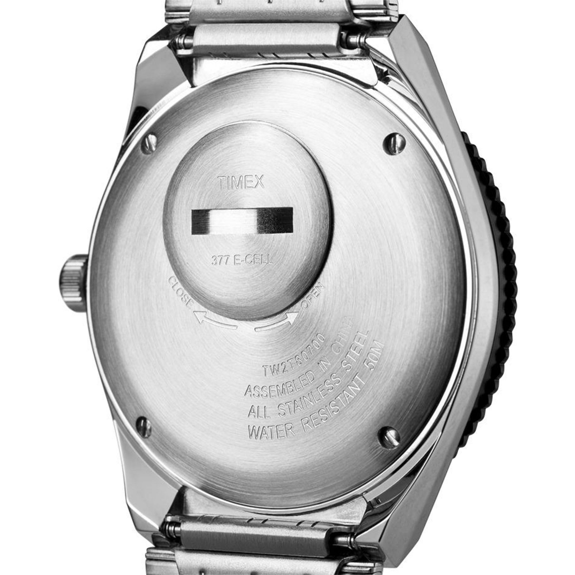 Timex Q Mens 38mm Watch 1979 Reissue Silver-Tone Case Blue Dial BlueRed Top Ring with Stainless Steel Bracelet product thumbnail 5