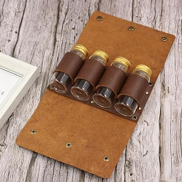 Travel Spice Kit, Portable Spice Bag with 4 Spice Jars, leather Seasoning Storage Bag Organizer, Seasoning Bottle Holder with Mini Condiment Bottle, Condiment Container Set for Camping BBQ,Brown