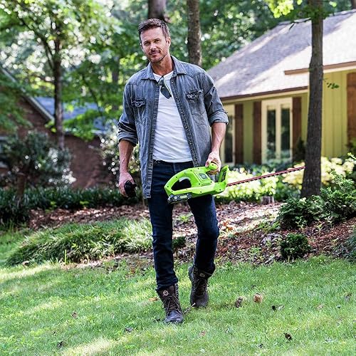 Miniatura 5 de Greenworks Cortasetos inalámbrico de 24 V 22 pulgadas, batería de 2.0 Ah y cargador incluidos