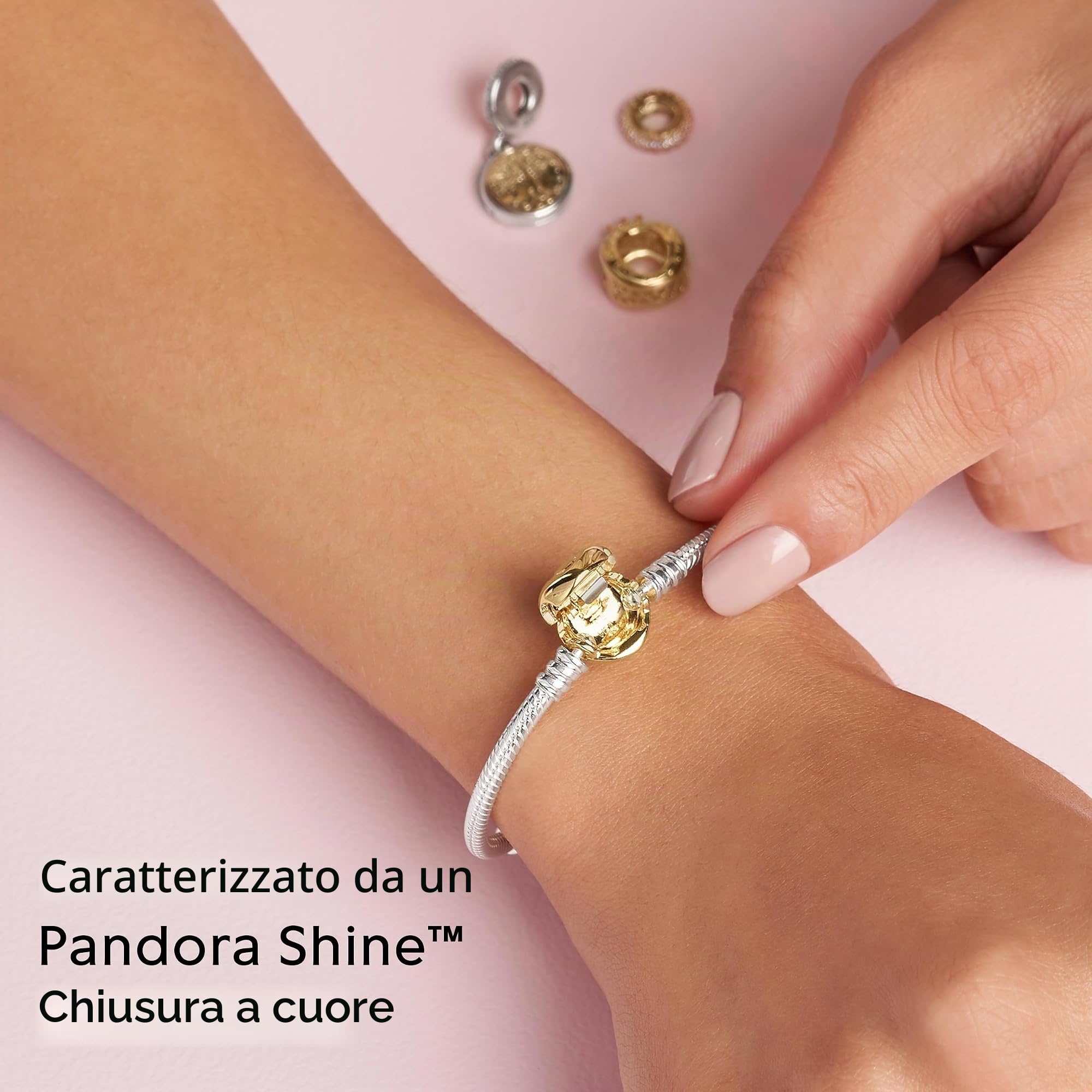 PANDORA Icons - Bracciale con chiusura a cuore splendente placcata in oro 14k