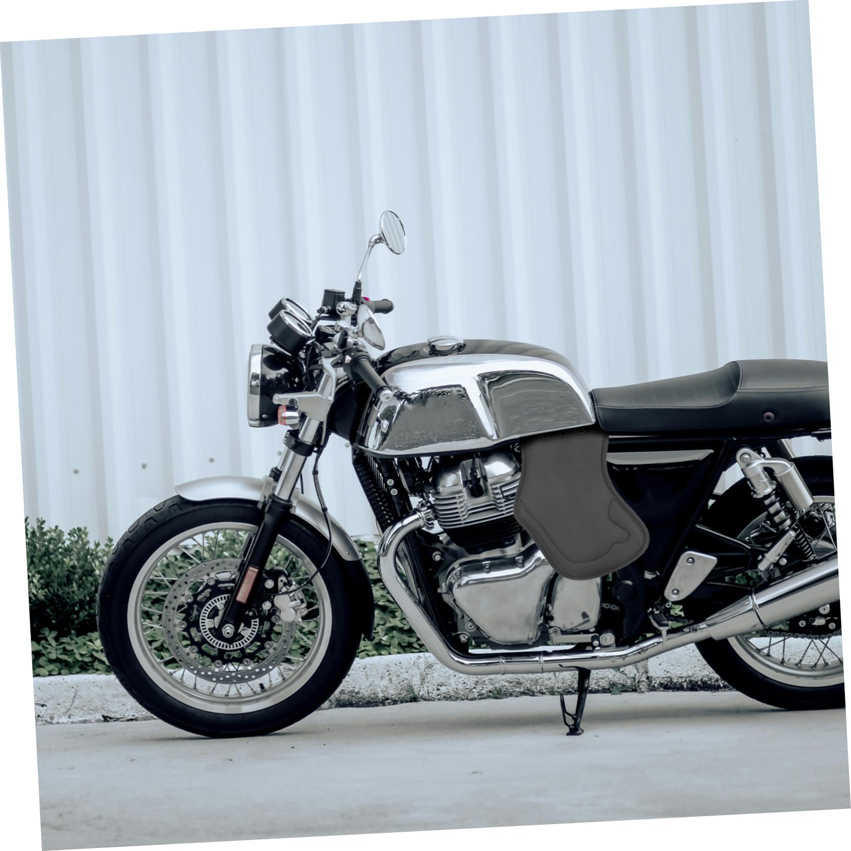 Protezione Sella Moto in Pu Nera per Motore, Guardia Laterale | Gite su Strada e Uso Urbano, Design Leggero e Facile da Usare, Accessorio Profilo Distintivo