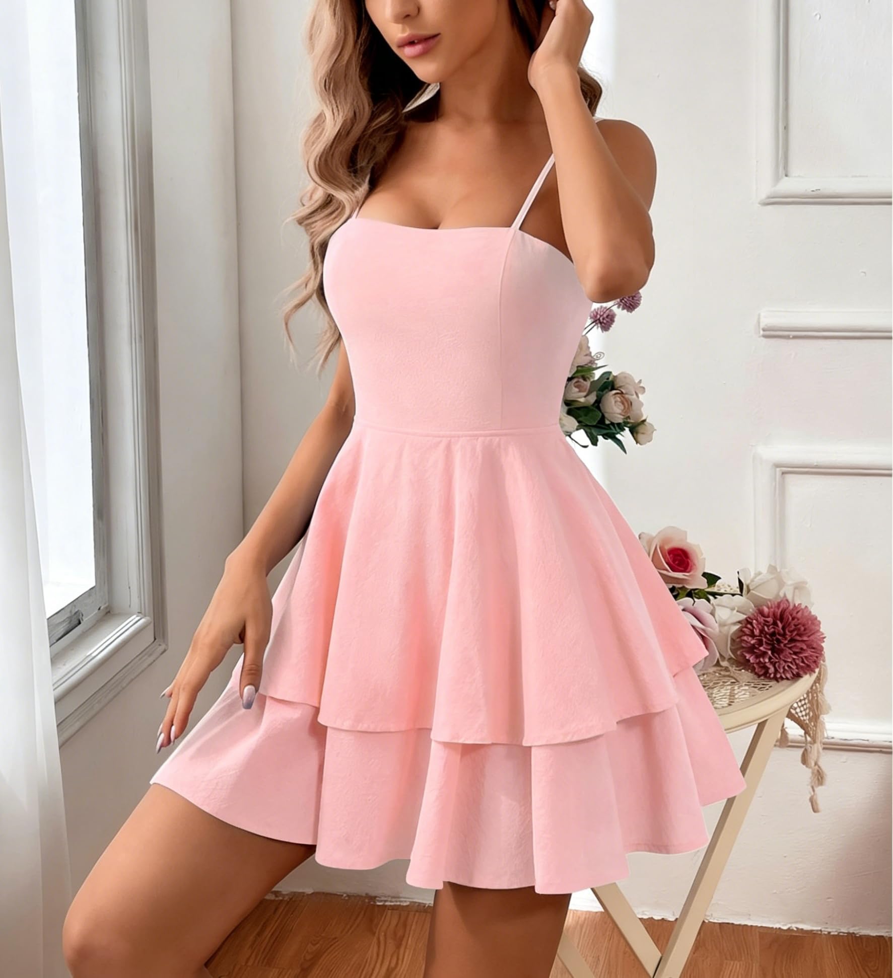 Generico Abito da Donna Senza Schienale con Fiocco Balze A Strati Spalline Sottili Regolabili Scollo Quadrato Vita Alta Mini Abito A Trapezio Abito Estivo Leggero per Cocktail Compleanno e Spiaggia