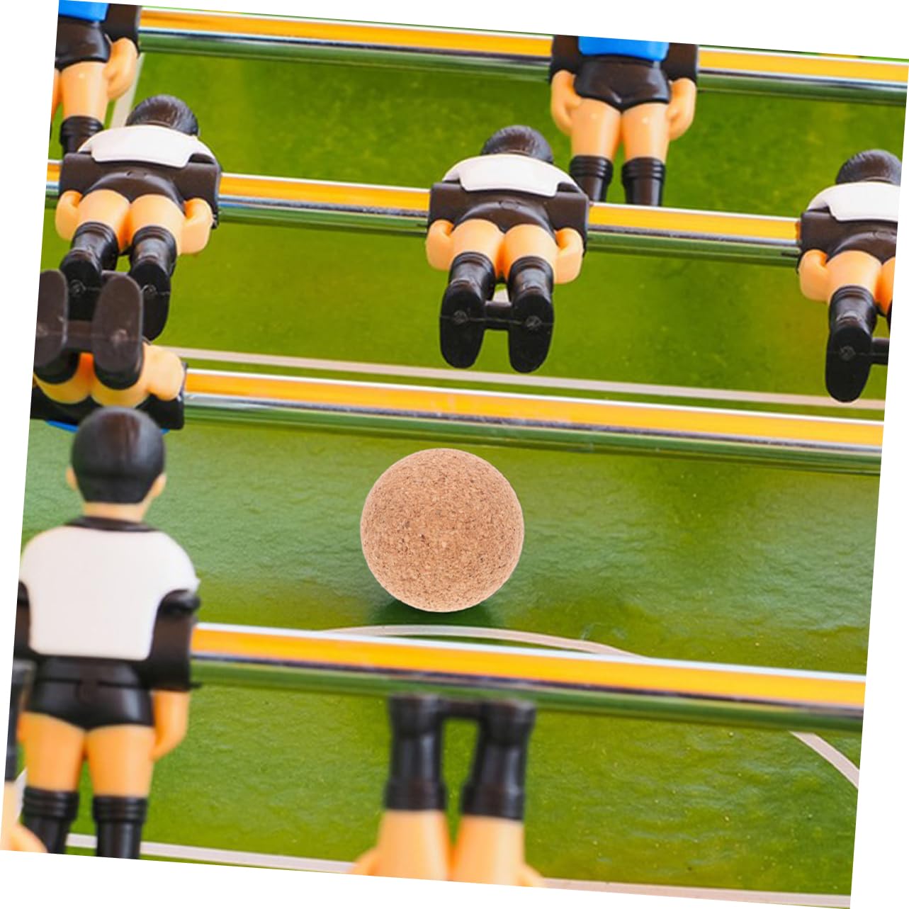 NAMOARLY 5Pcs Wood Foosball Replacement Balls Cork Balls for Tabletop Soccer Indoor Foosball Table Accessories for Home Bar Use