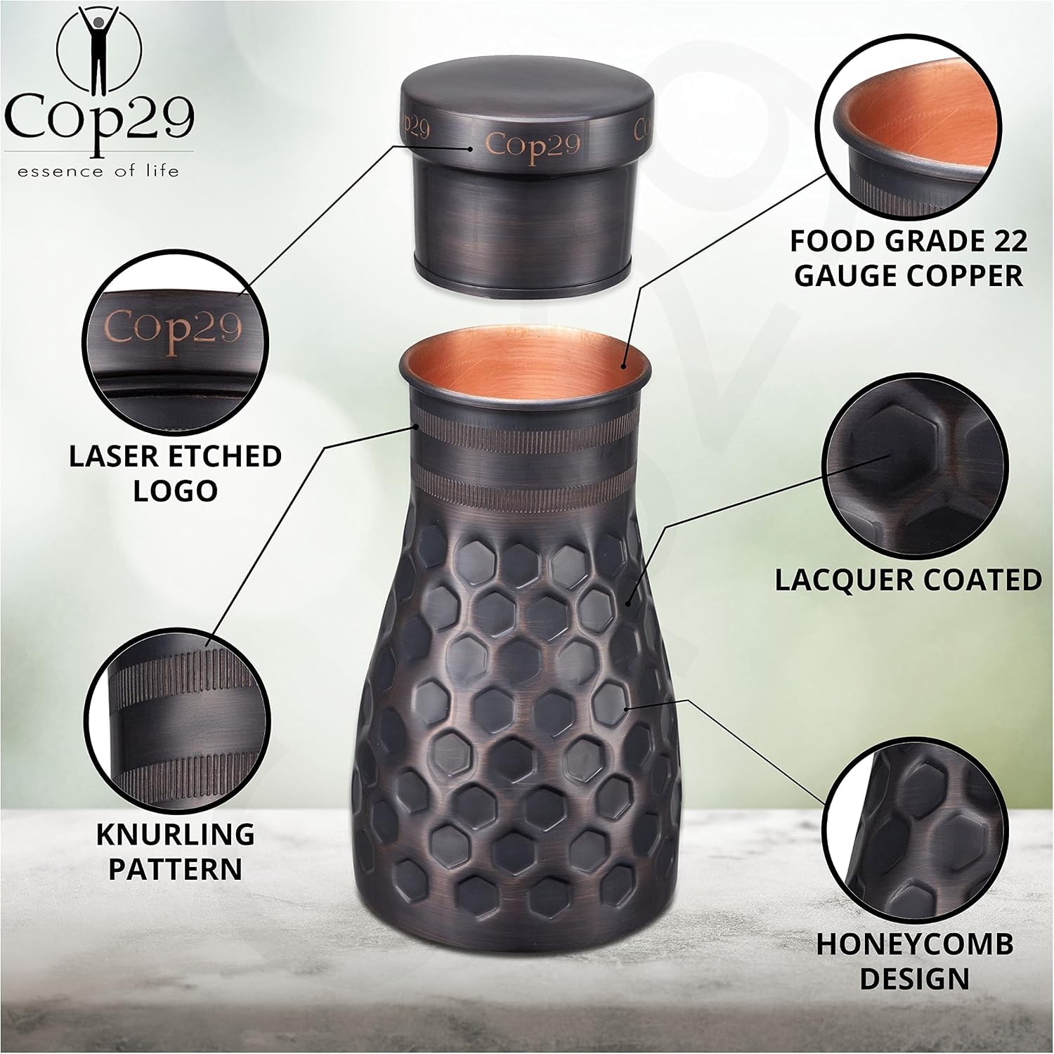Cop29 Dolny - Botella de agua hecha a mano con diseño de panal antiguo de cobre para dormitorio, jarra con tapa, jarra de agua para mesita de noche (uso en interiores con tapa suelta) – 1000 ml/34oz