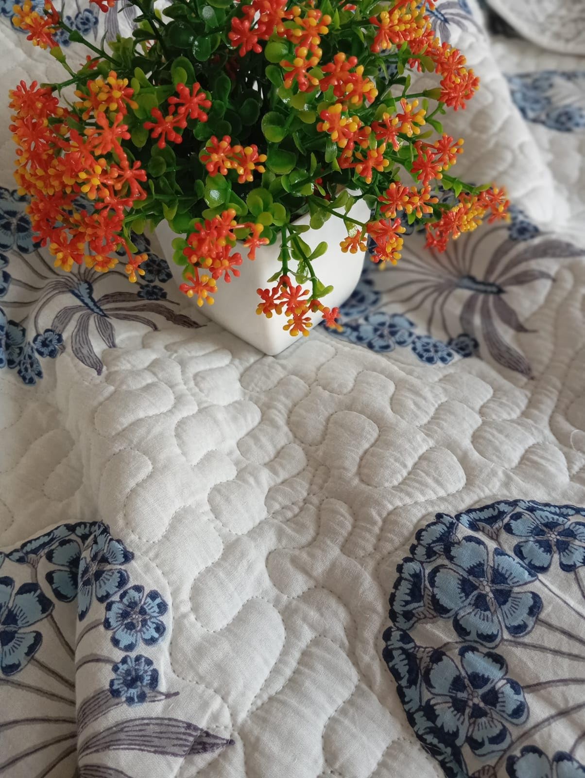Reversible Bedcover | Duvet Cover | Comforter | Single Bed | Deewan | Vibrant Bedcover | White and Blue Vintage Bedcover | with Pillow Cover | Luxury Bedcover | Premium Hand Made |Cotton-picture-10