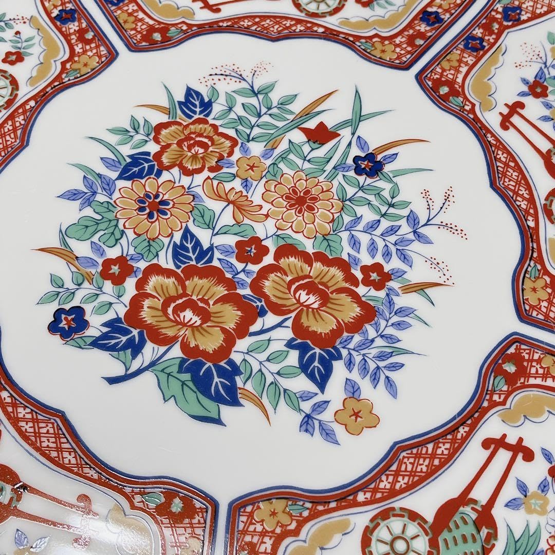 ☆豪華な金彩赤絵大皿☆ 有田焼 伊万里焼 ☆豪華な金彩赤絵大皿