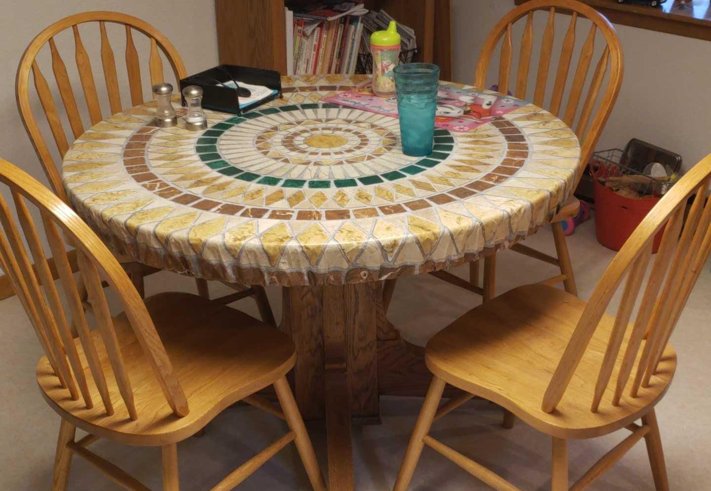 Carol Wright Gift Deluxe Fitted Tablecloths Round Tablecloth (Fits Tables up to 48