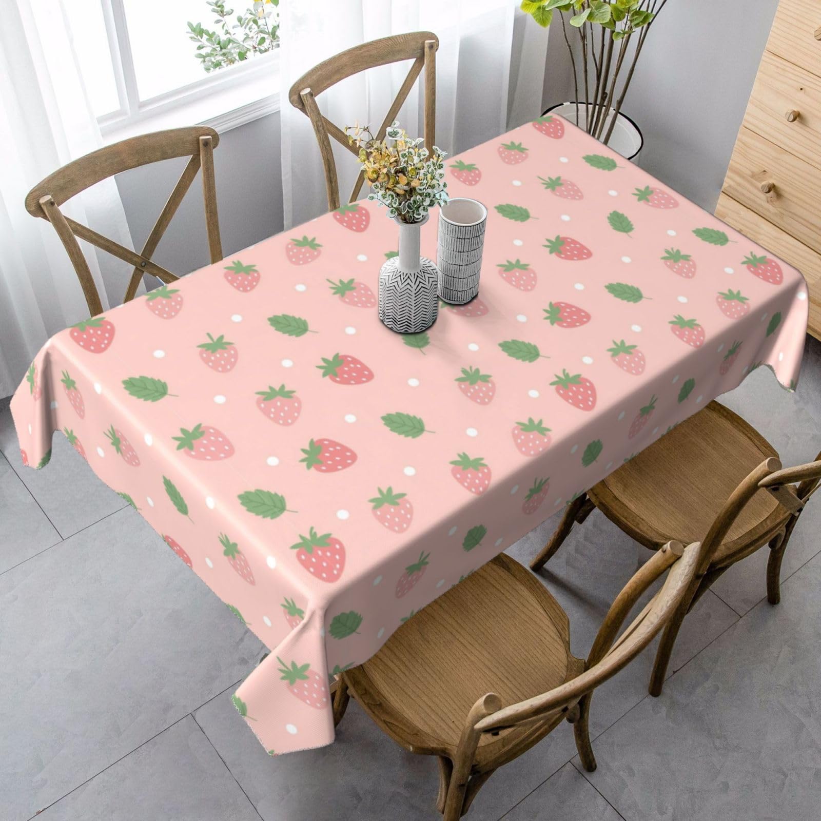 Nappe à pois roses et fraises 137x183cm rectangulaire lavable pour table de jardin