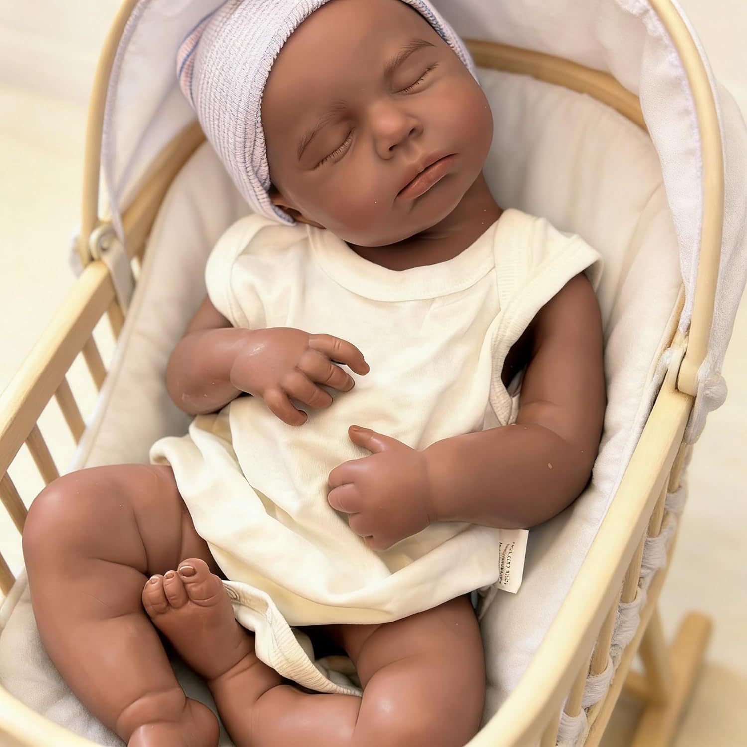 Lifelike Reborn Baby Girl Doll 18 Inch 6.5 Lbs, Full Body Platinum Silicone Weighted Realistic Newborn Sleeping Doll Gift