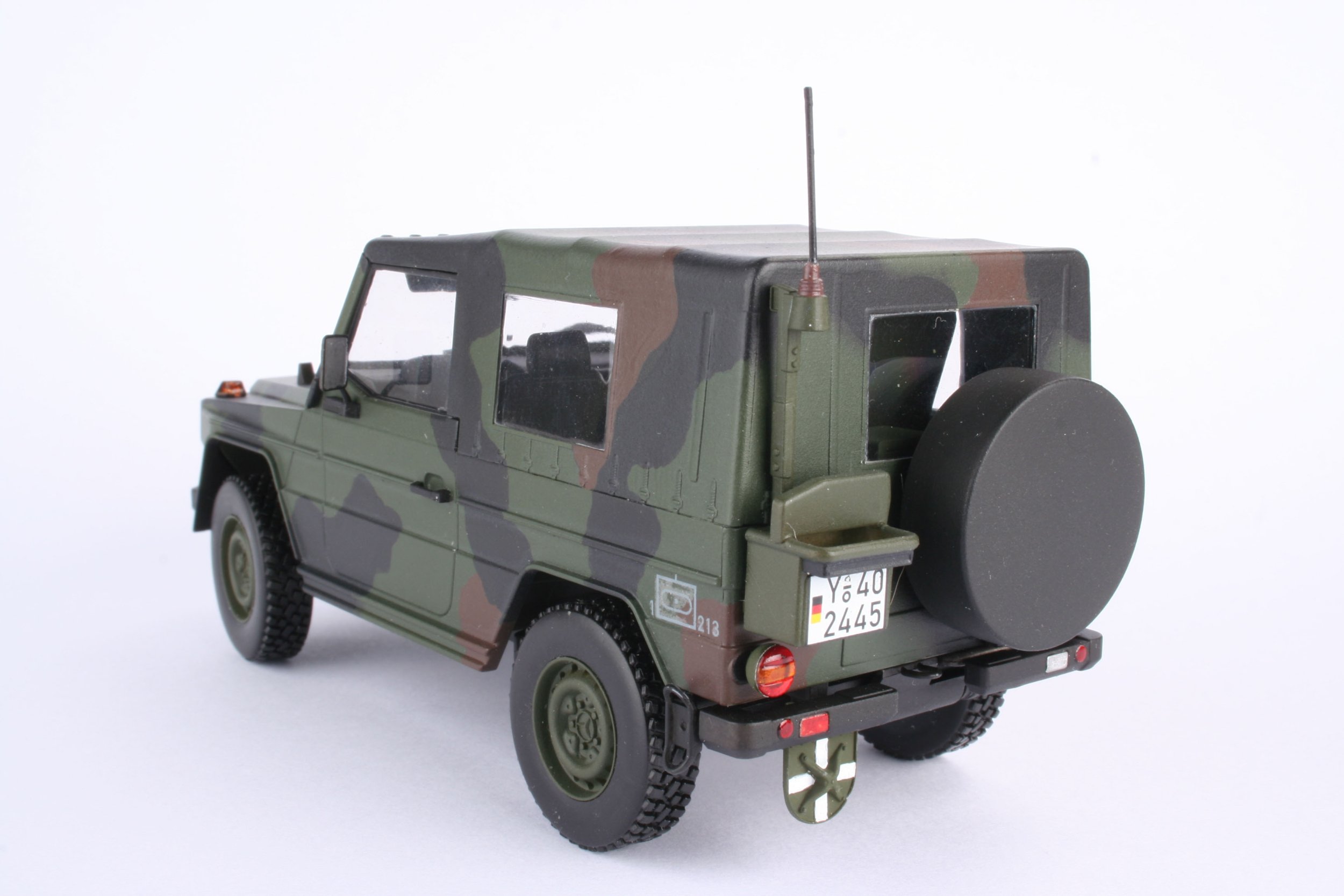 Revell Zestaw modelarski 03069 – ciężarówka lekki wilk krótki rozstaw kół w skali 1:35