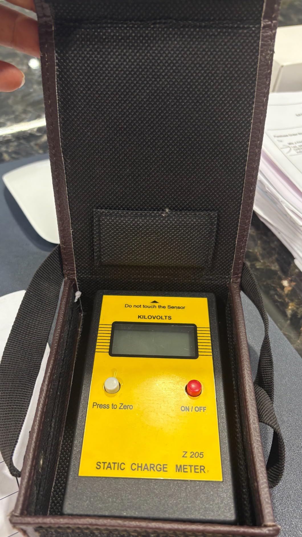 Global Static Solutions Digital Electro Static Charge Meter Z205 ...