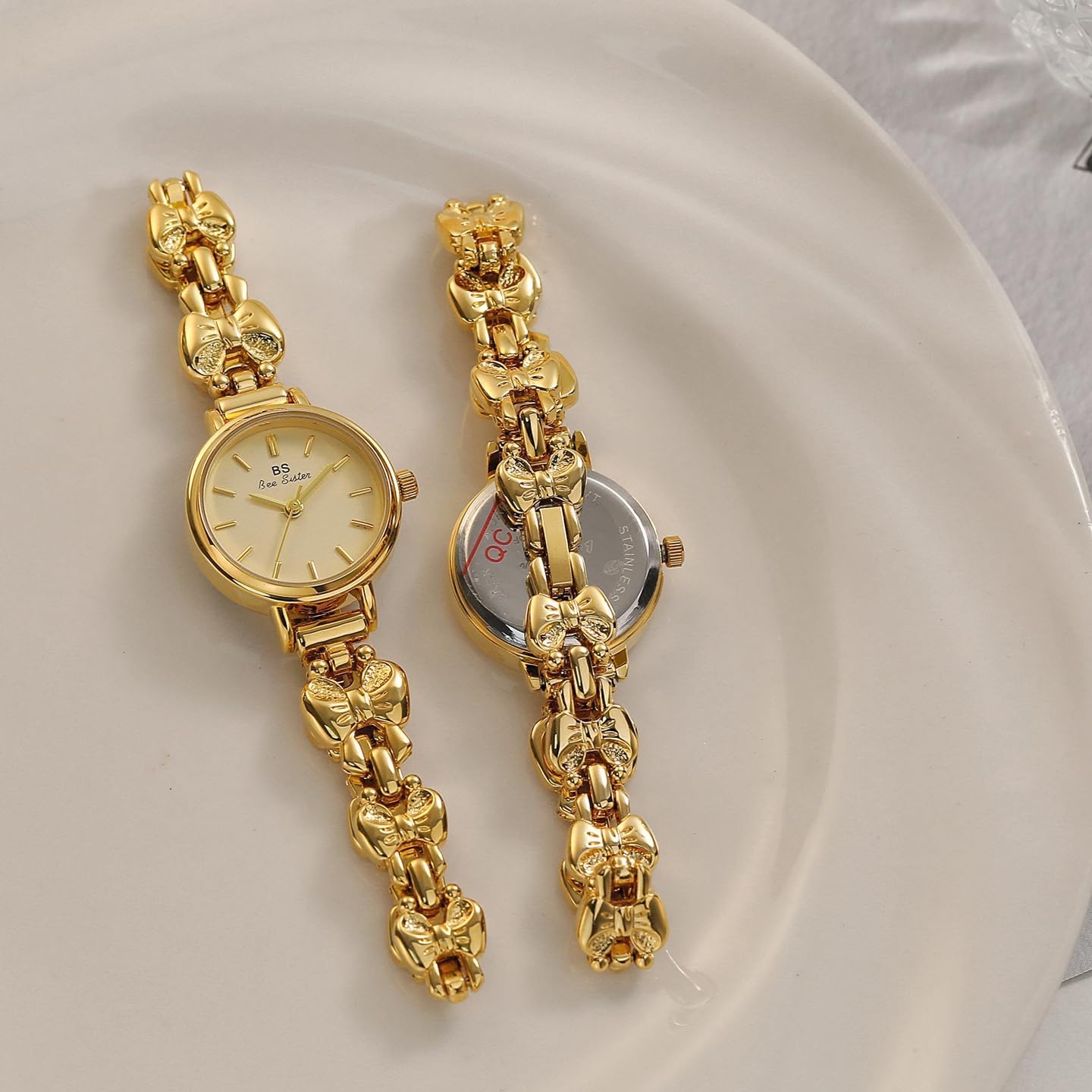 FANMIS Women Fashion Dress Watch Vintage Small Gold Bracelet Watches Elegant Bow Temperament Watch Christmas Gift Waterproof Analog Casual Watch