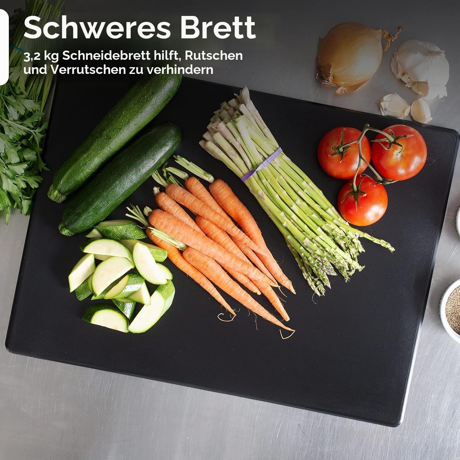 Thirteen Chefs Schneidebrett - Kunststoff-Küchenbrett in Schwarz, 24 x 18 x 0.5 inch – 61 x 46 x 1 cm Groß - Spülmaschinenfest und Hygienisch – Küchenutensilien
