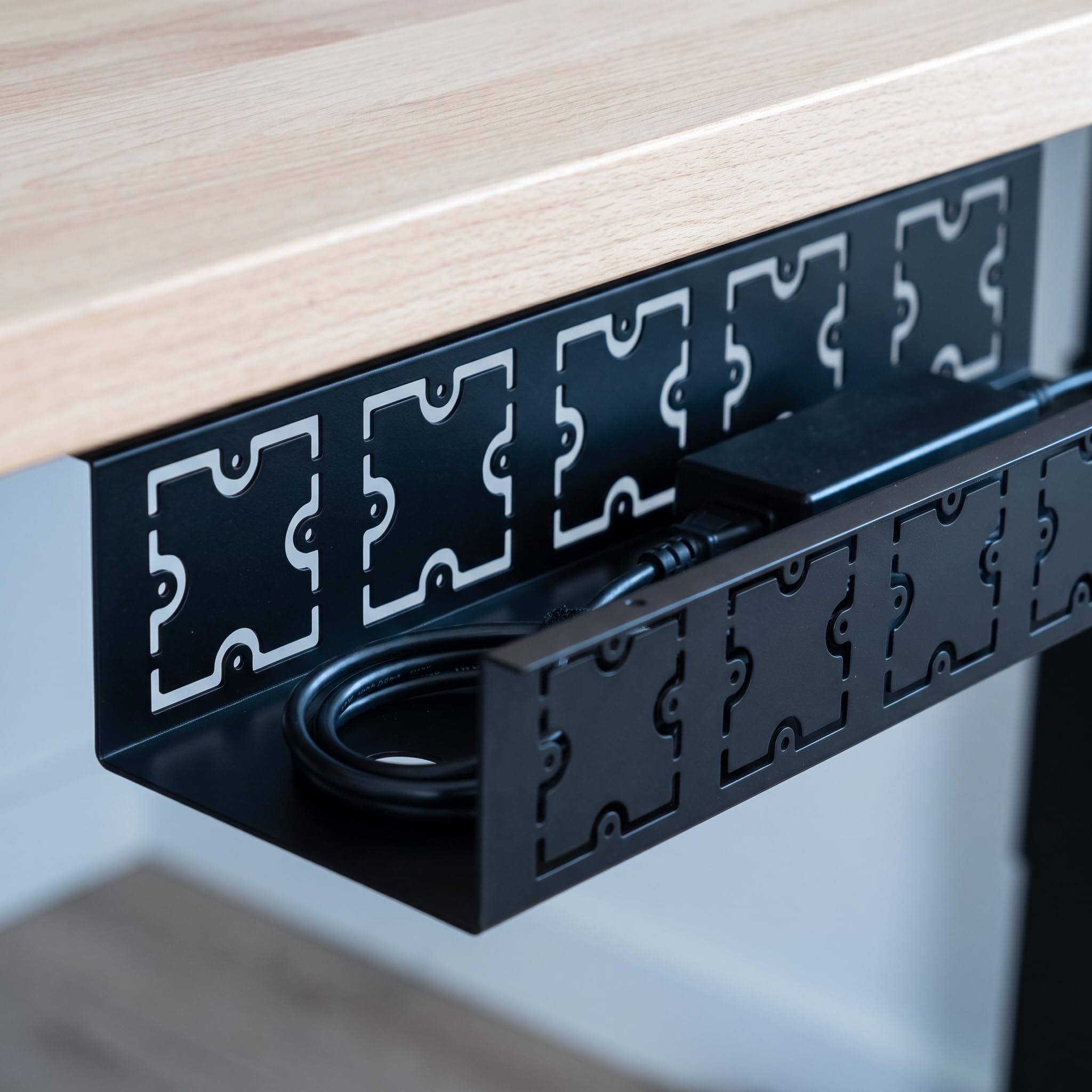 Supporto per Cavi in Acciaio con Viti per Scrivania Computerizzata Gestione Fili Sotto Banco Contenitore Rack per Postazione Lavoro, 750mm lungo