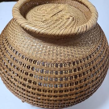 高さ80cm 大きな竹製かご 花器 竹筒付き 民芸 竹花籠 あめ色 竹編手付花籠 高さ80cm 大きな竹製かご 花器 竹筒付き 民芸 竹花籠 あめ色