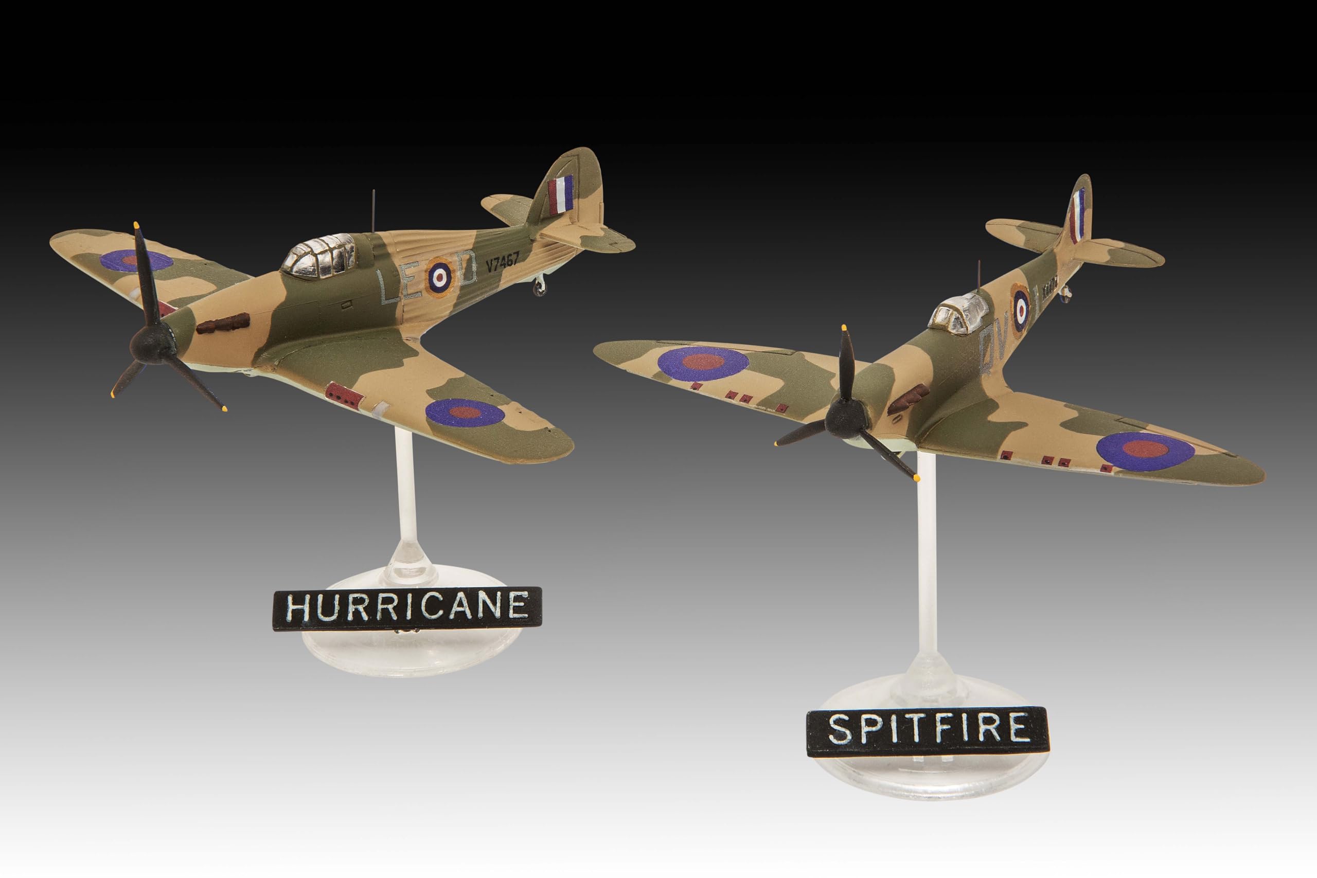 Revell 73771 Zestaw startowy Spitfire Mk.Ia & Hurricane Mk.I Skala 1:144 Niezbudowany plastikowy model zestaw z akcesoriami