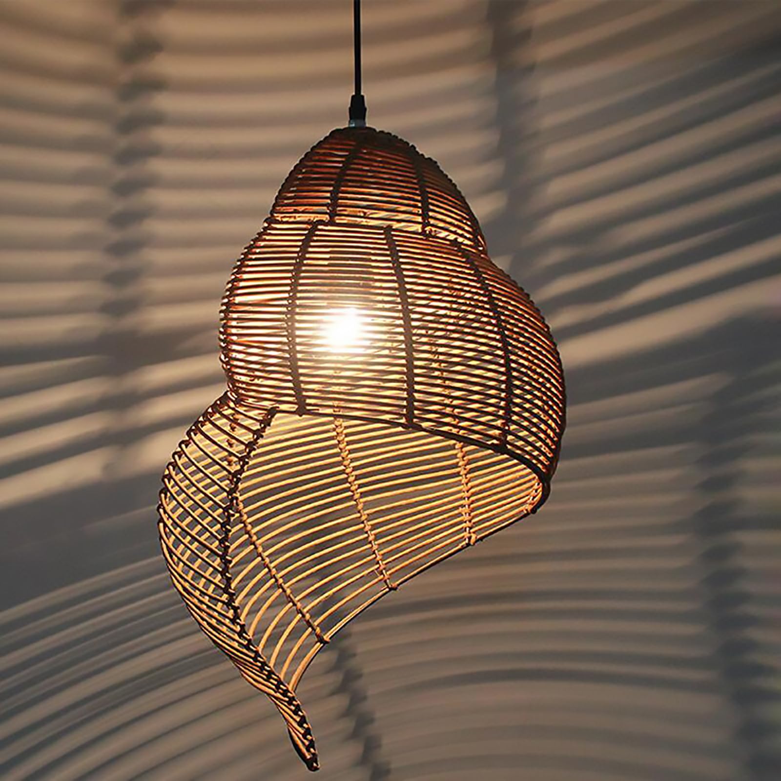 HYJAUSXB Rattan Pendant Light Fixtures, Handwoven Conch Chandelier Ceiling Lighting, Farmhouse Coastal Hanging Lamp Lampshade for Kitchen Island Dining Room Bar Foyer Hallway(12inch, Brown)