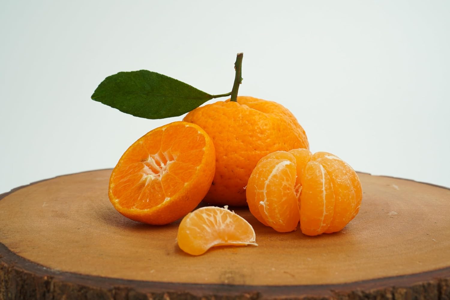 Fresh delicious Ojai Pixie Tangerines by RawJoy Farms., 1 Pound