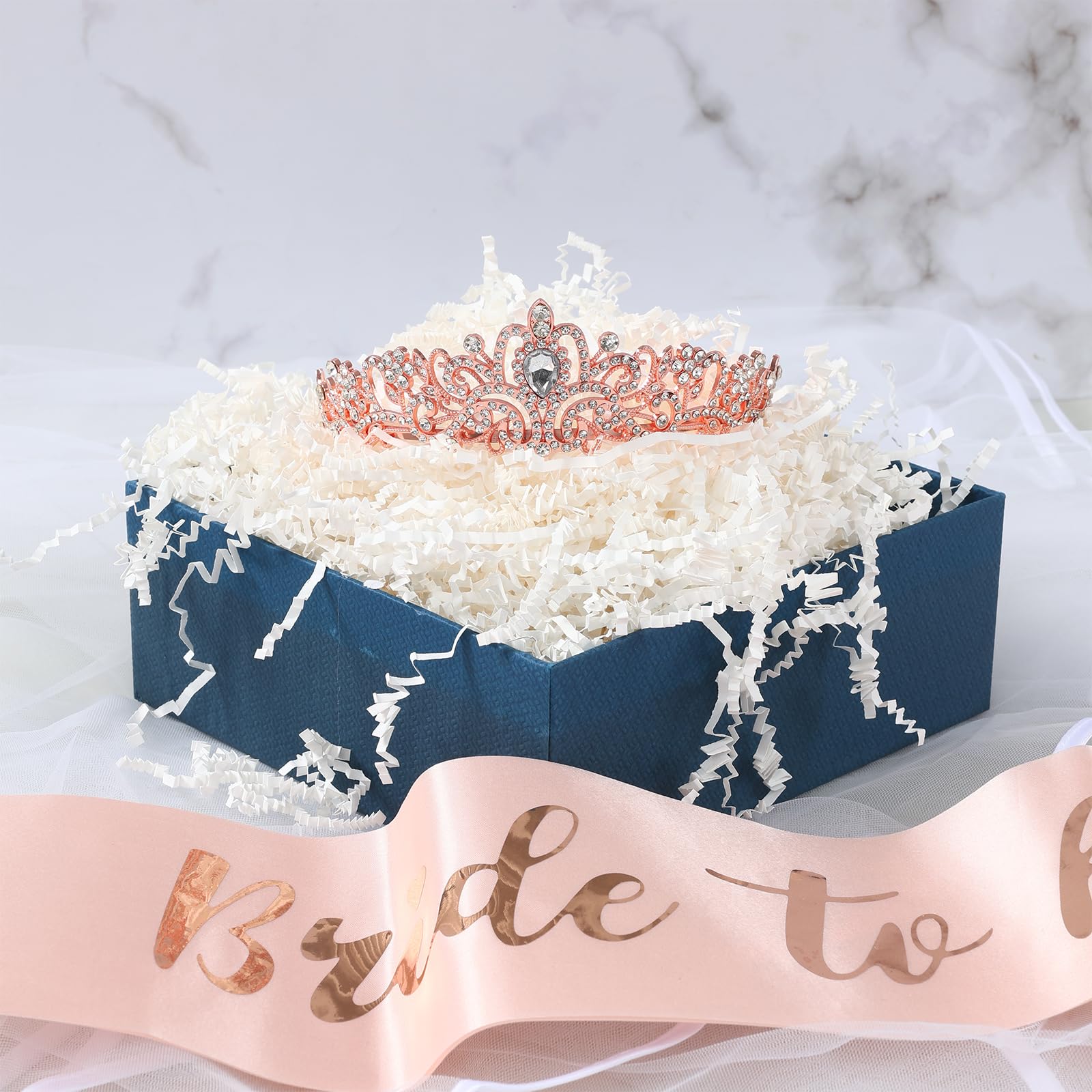 Bride to Be Sash and Veil Szarfy dla panny młodej Welon z grzebieniem Opaska dla panny młodej Tiara na wieczór panieński Różowe złoto Dekoracje ślubne