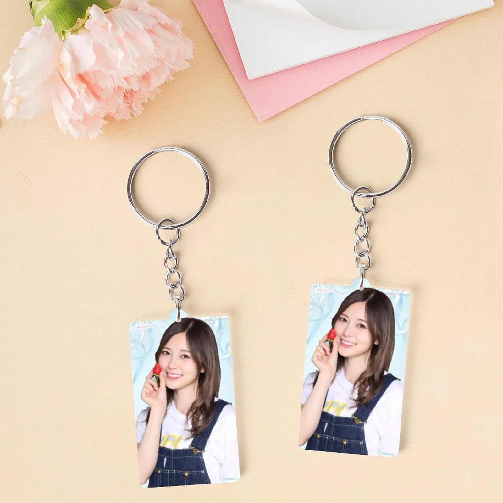 Amazon.co.jp: タレント、モデル、女優 白石麻衣 キーホルダー