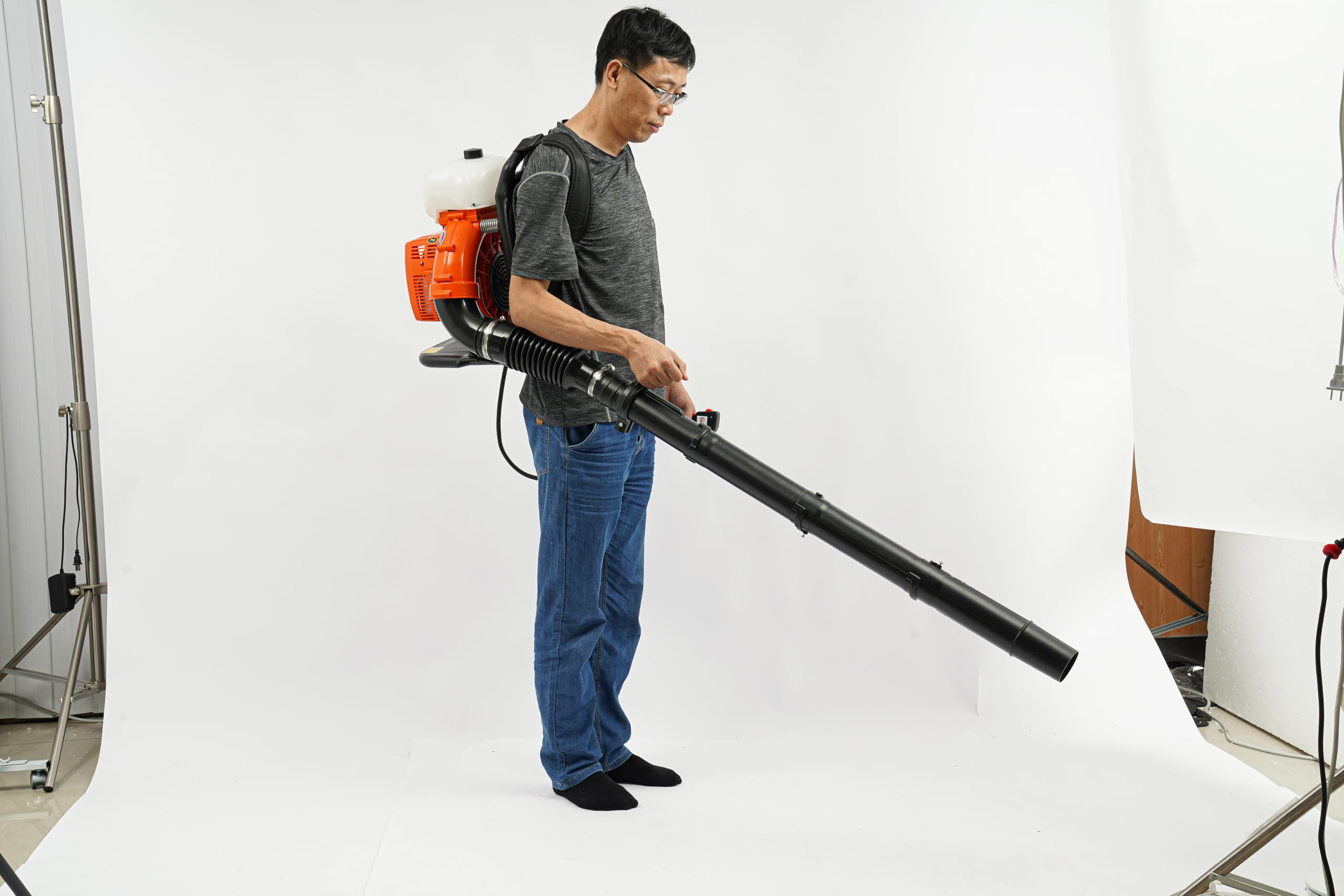 Soffiatore a schiena ergonomico con 41,5 cc per ambienti esterni | Alloggiamento leggero in plastica e alluminio, ideale per lavori di giardinaggio, versatile, montaggio rapido