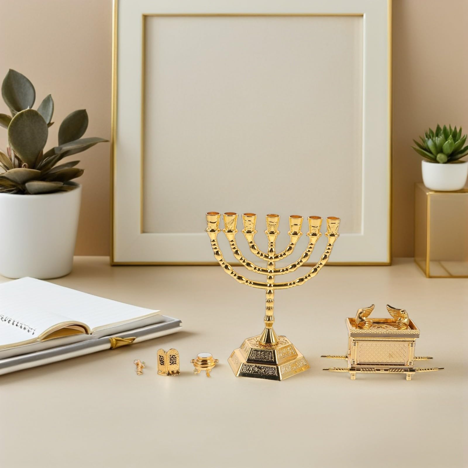 Tischkerzenständer und religiöse Skulptur aus Zinklegierung in Gold, spirituelle Kunstwerke für Wohnzimmertisch und religiöse Anlässe, 1 Set