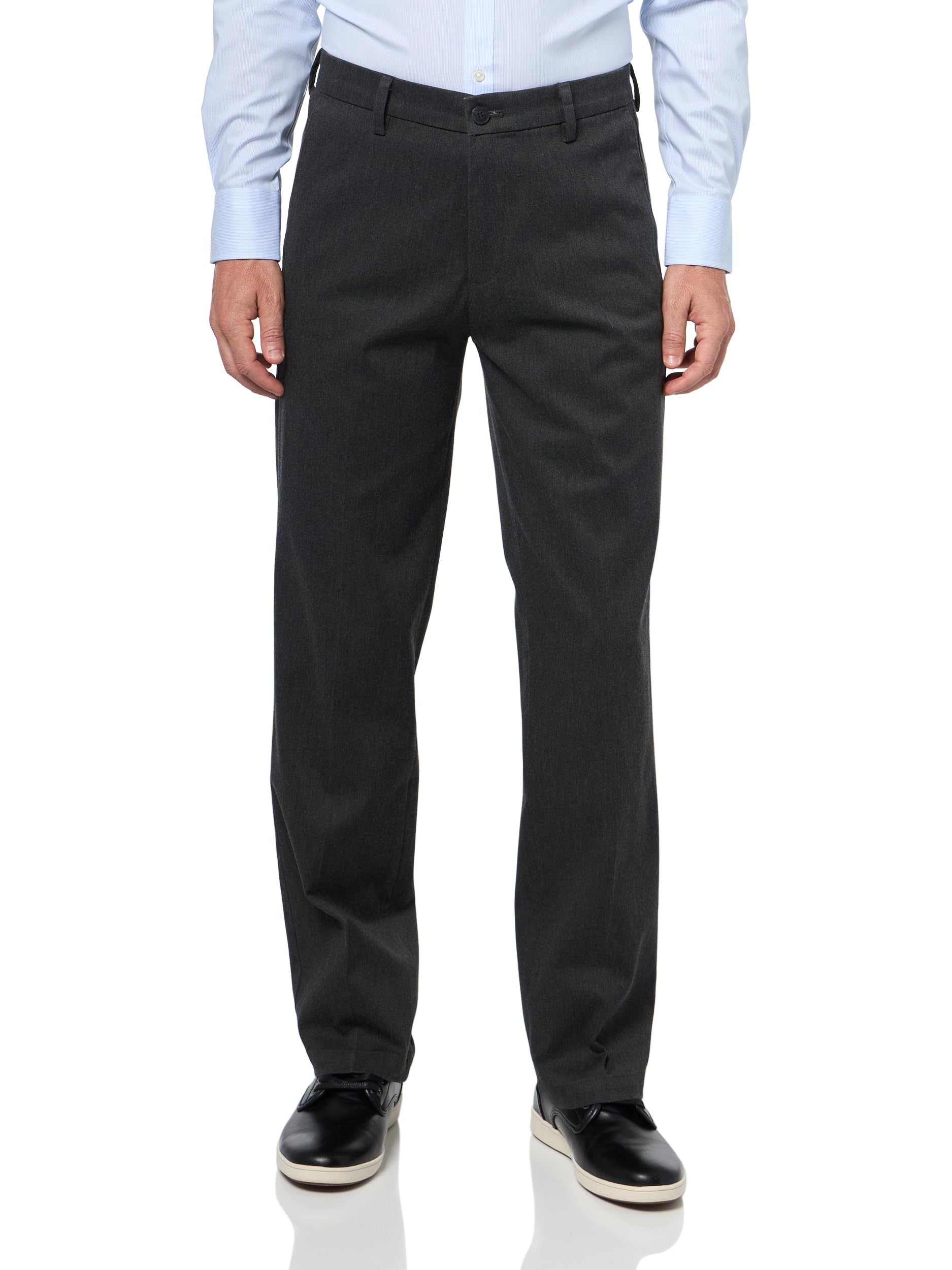 Dockers Signature Khaki Straight Fit Iron Free
