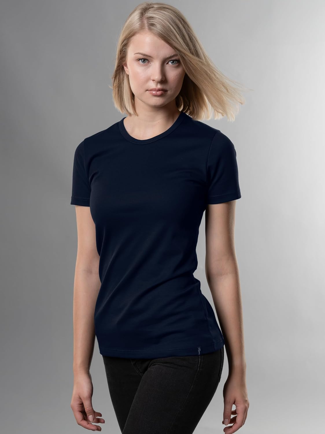 Trigema Women's Medium / 1 T-Shirt, Navy image 3