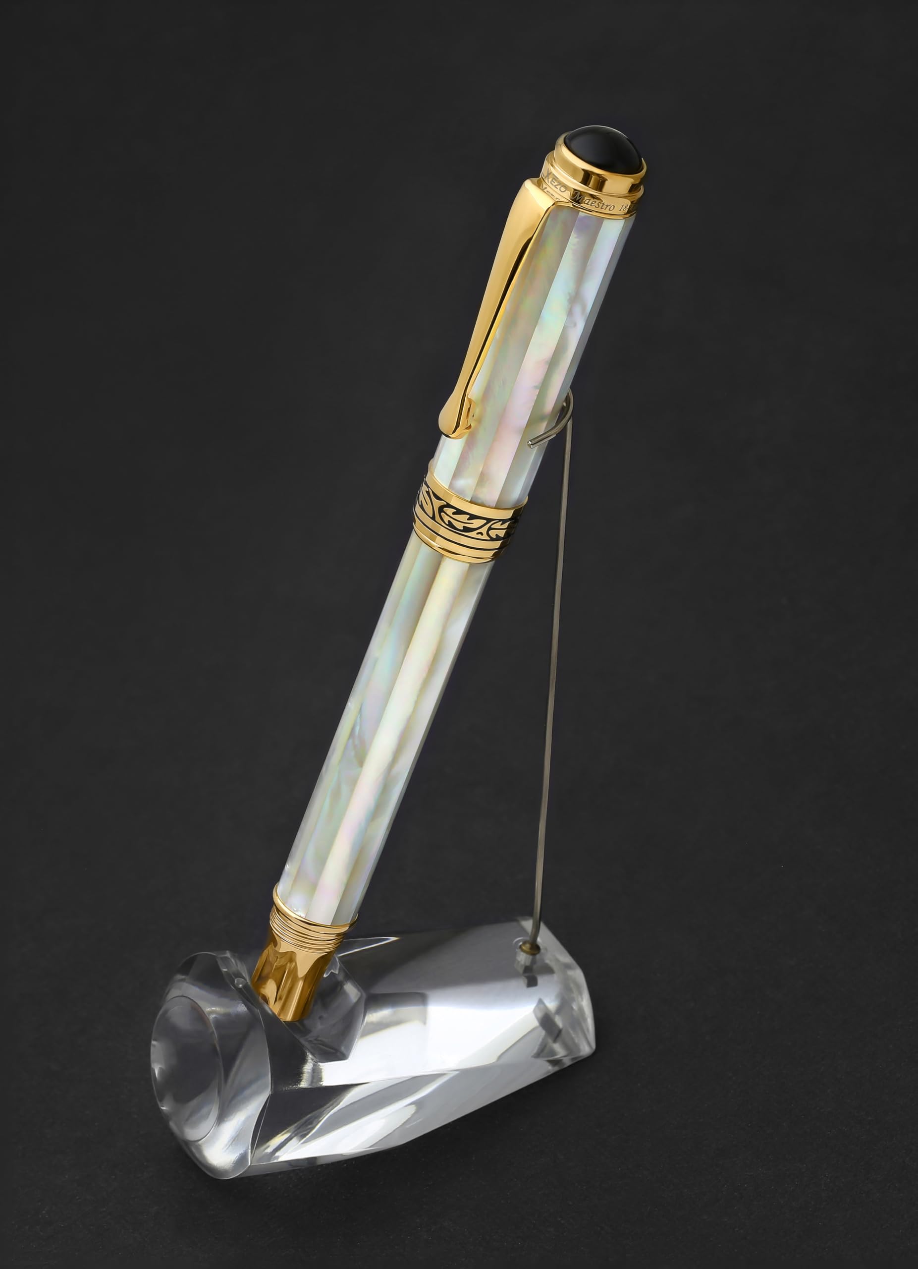 Xezo Pluma estilográfica Maestro Medium Nib, Oceanic Origin White Mother of Pearl con oro de 18 quilates y chapado en platino puro. Hecho a mano, edición limitada y serializada
