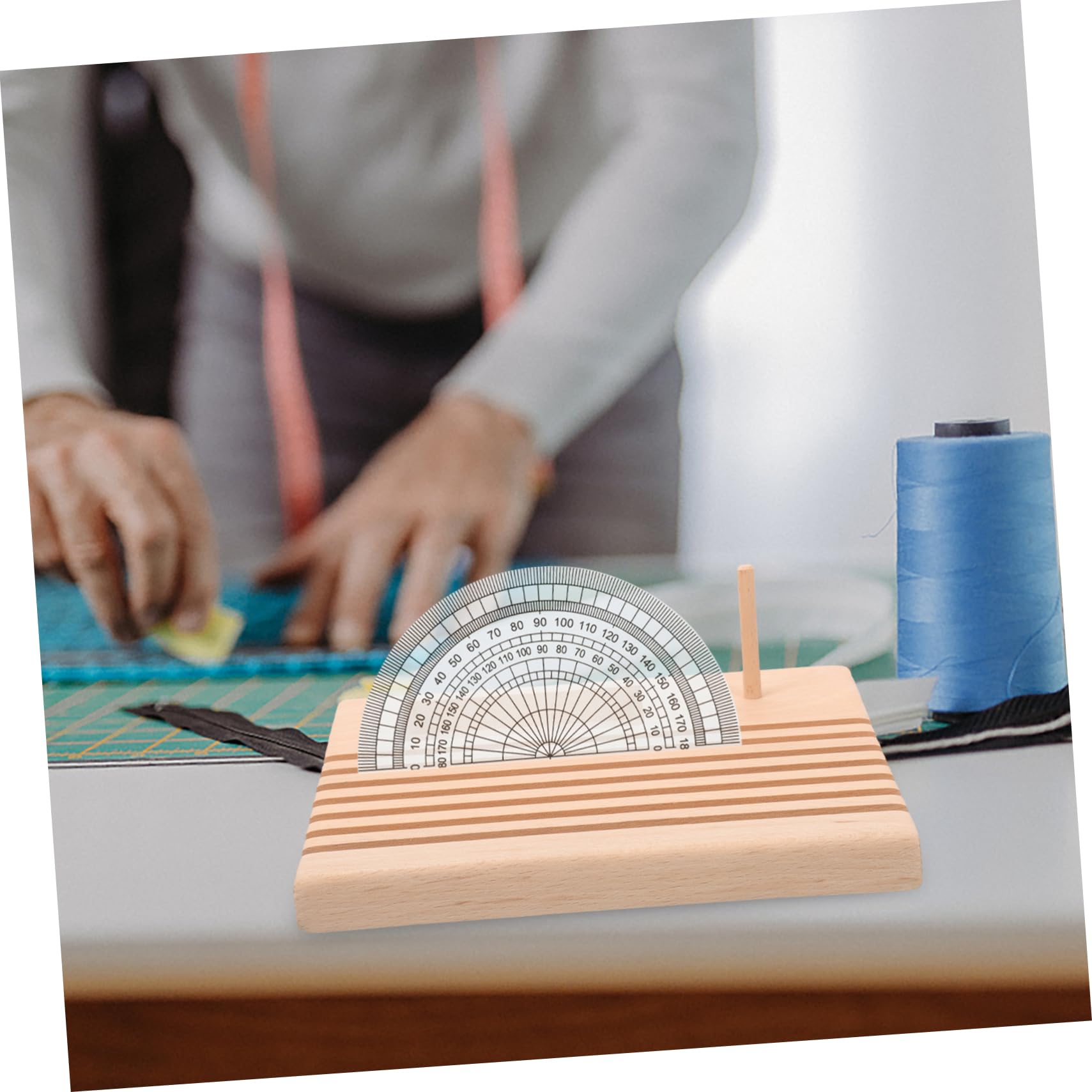 BEBEMOKO Wooden Spool Holder Solid Beech Thread Storage Rack for Household Use Wall Mountable Design for Sewing Quilting Crafting Embroidery Efficient Organization Tool