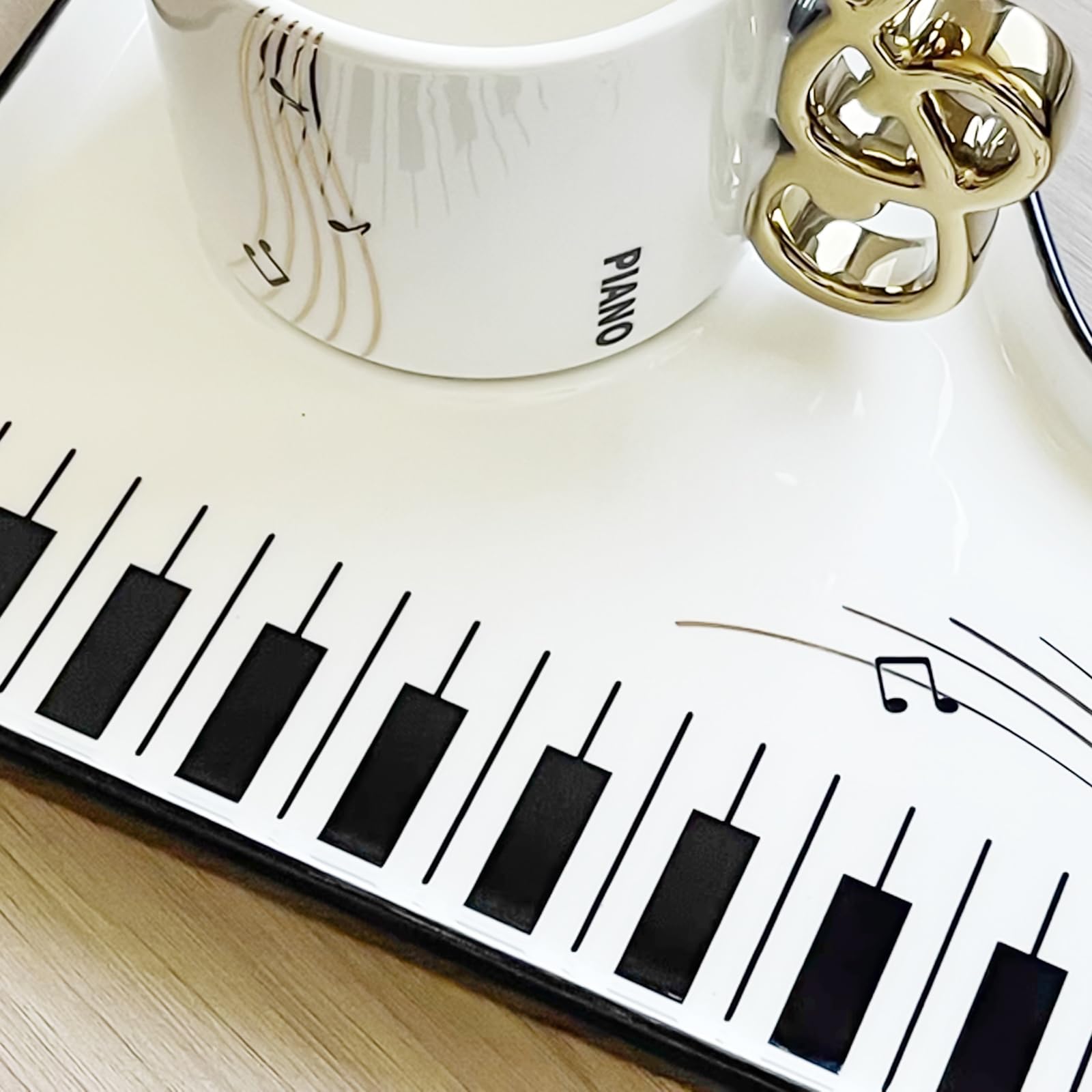 Musical Note Tazza da caffè in ceramica con piattino e cucchiaio: 200 ml per pianoforte creativo, tazza da caffè con nota musicale, tazza da tè stampata, tazza da caffè per amore della musica, regalo