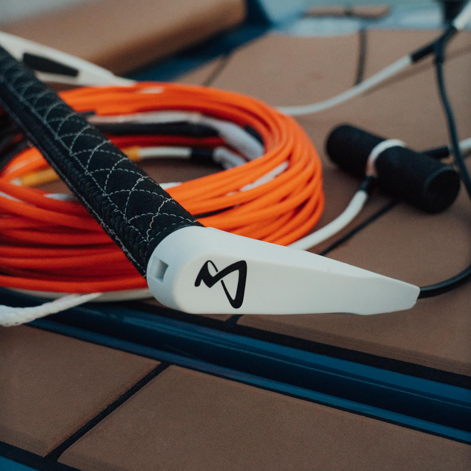 Mesle Wakeboard Hantel ARS 15'', kein Stretch runder Griff Silikon Leine Handle