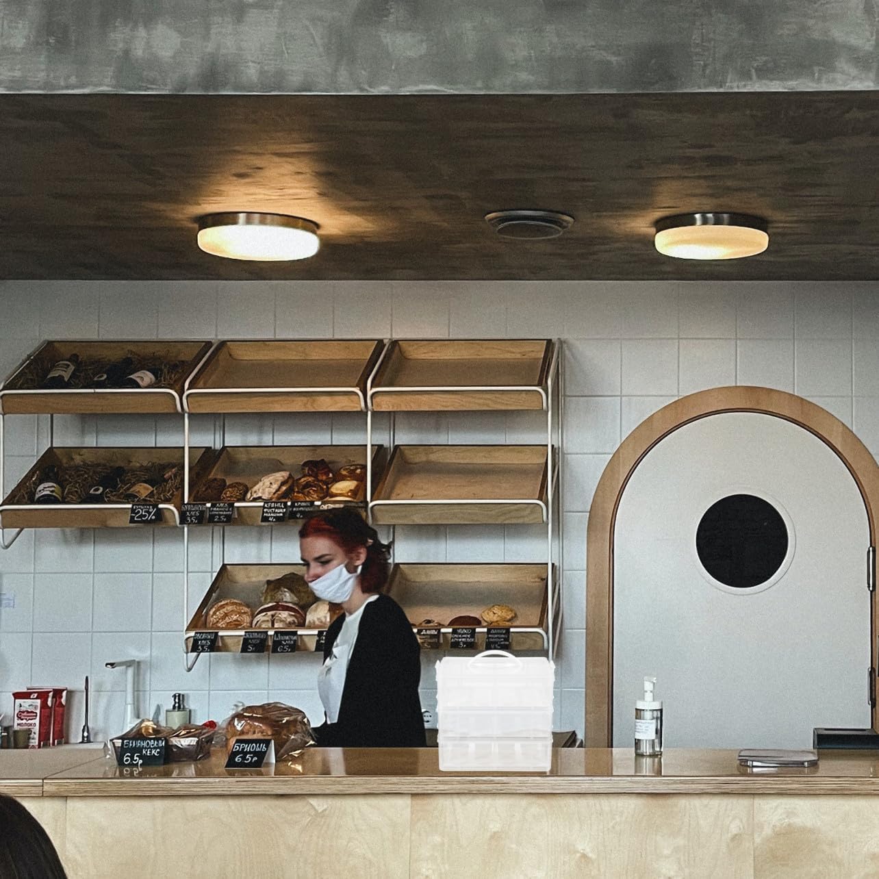 Cabilock Cupcake Carrier Handle 3-Tier Portable Cupcake Transporter Box Reusable Dessert Packaging Case for Parties and Events for Muffins and Pastries