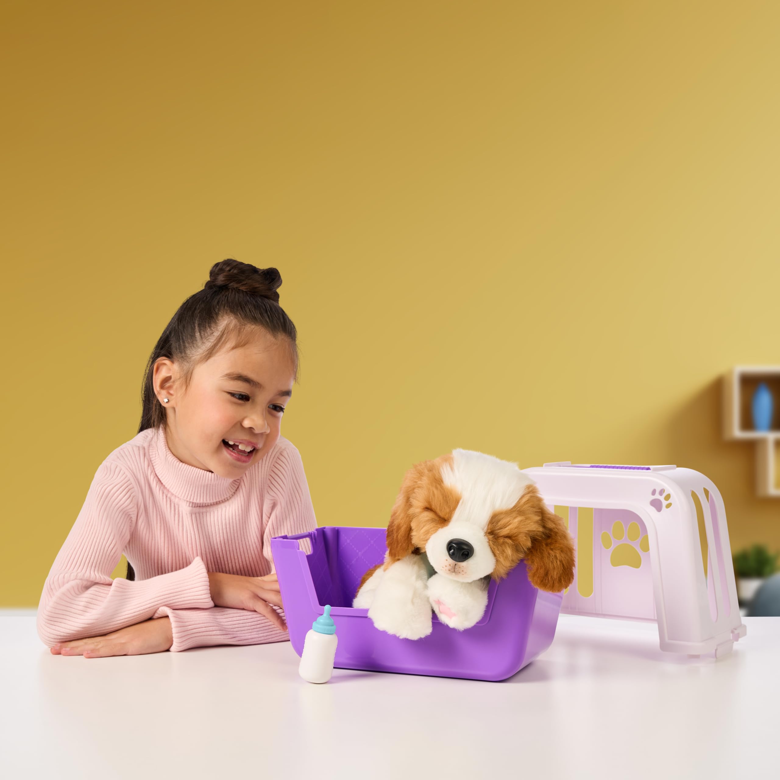 Little Live Pets My Really Real Puppy Patches Le Beagle | Peluche Interactive. 60 Sons et réactions. Fourrure Douce, Pattes lestées, Yeux Mobiles. 72 Versions. Caisse Deluxe. avec Piles. 4 Ans et +